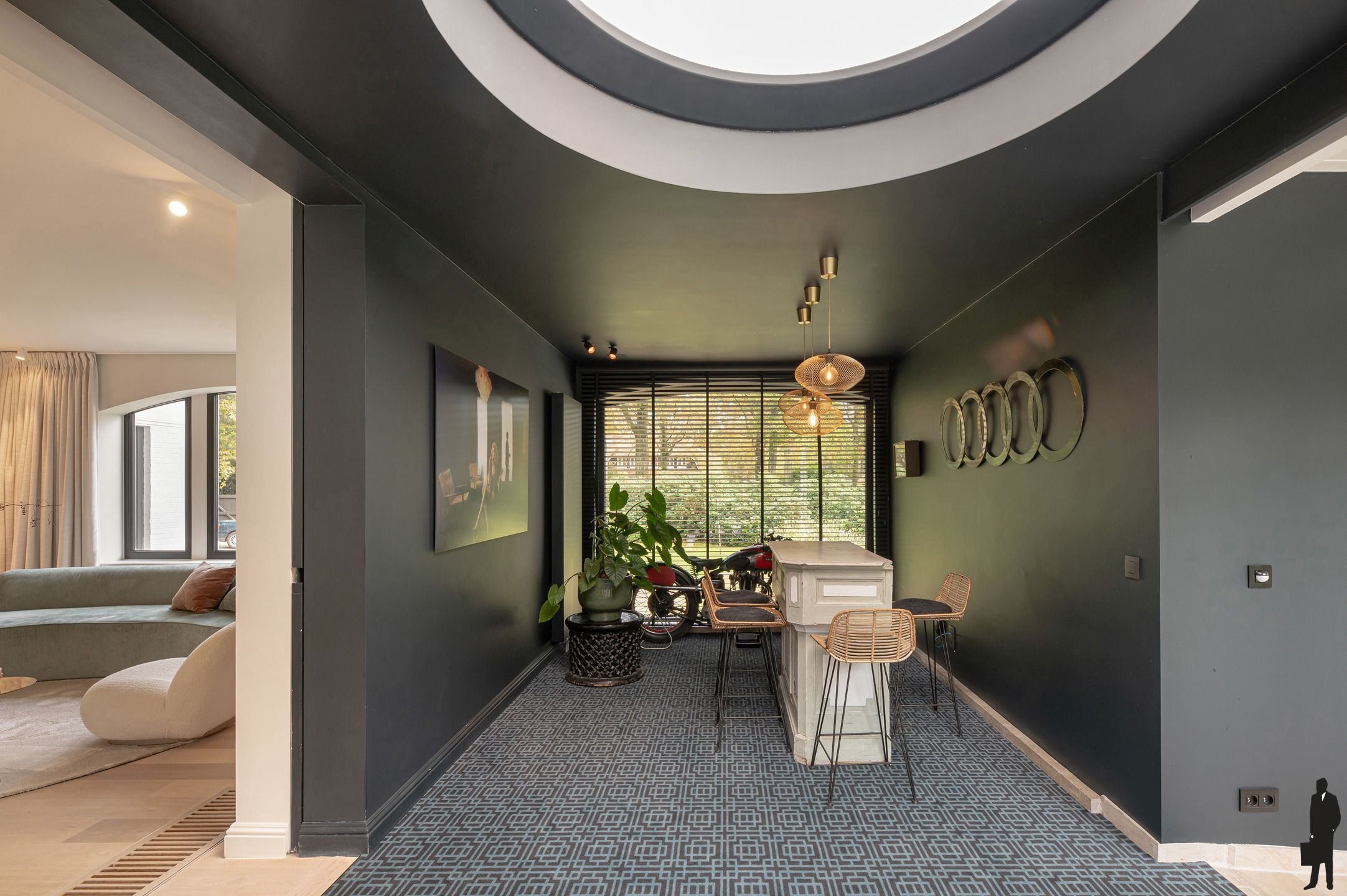 Prachtige recent totaal gerenoveerde villa op ca. 9.568 m² foto 12