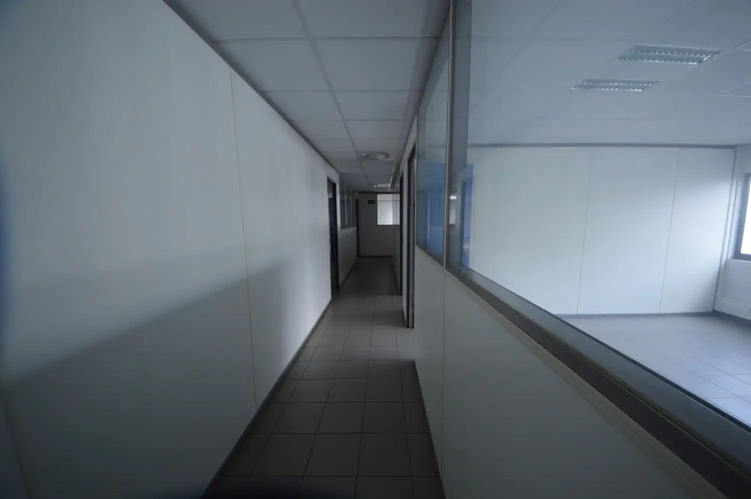 Instapklare burelen te huur in Aalst – op wandelafstand van het station MET OPTIONEEL MAGAZIJN foto 21