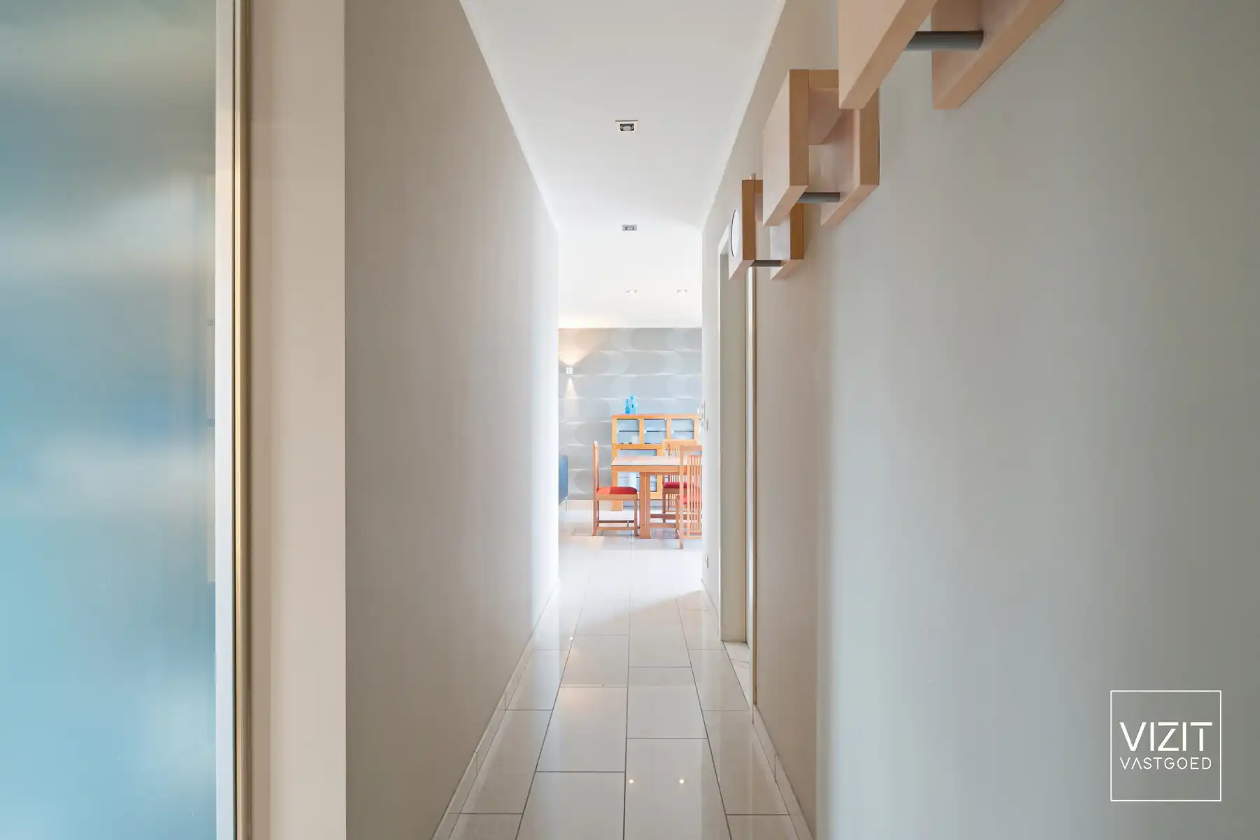 Appartement met twee slaapkamers en garage foto 8