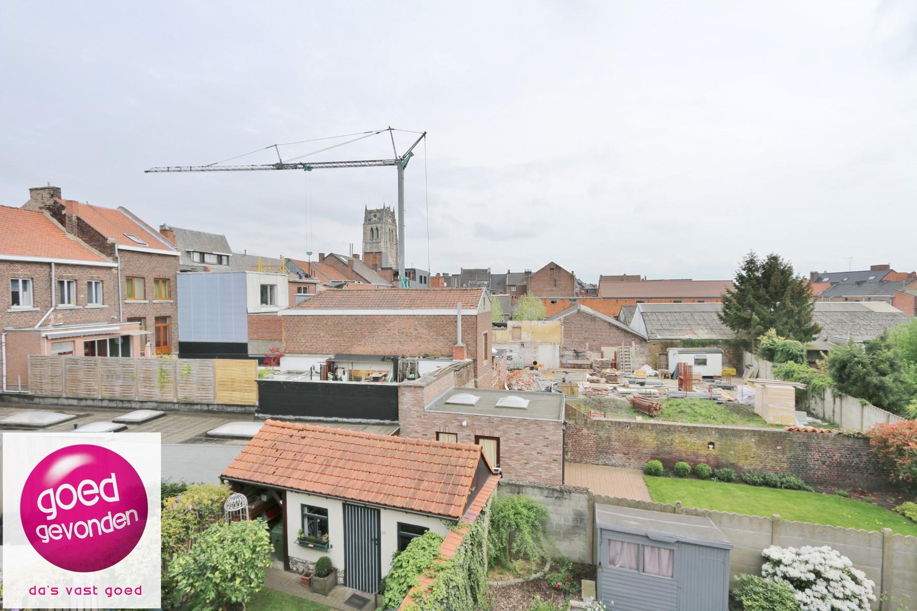 CENTRUM STAD - RUIM APPARTEMENT - 2 tot 3 SLK foto 16