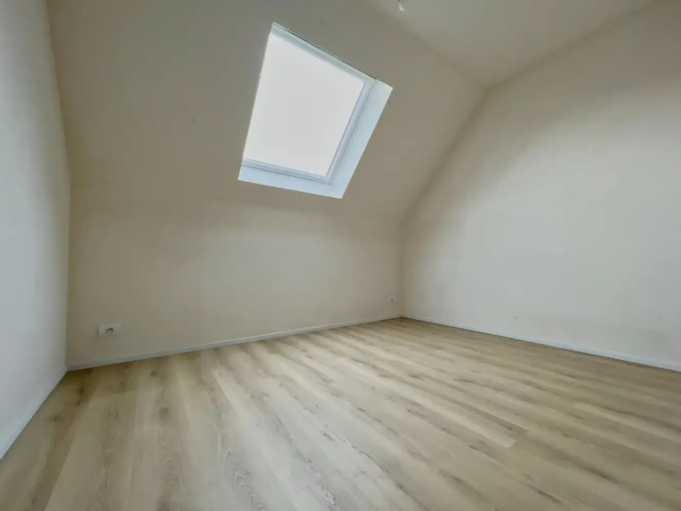 Nieuwbouwwoning met 4 slpks op toplocatie aan 6% BTW! foto 8