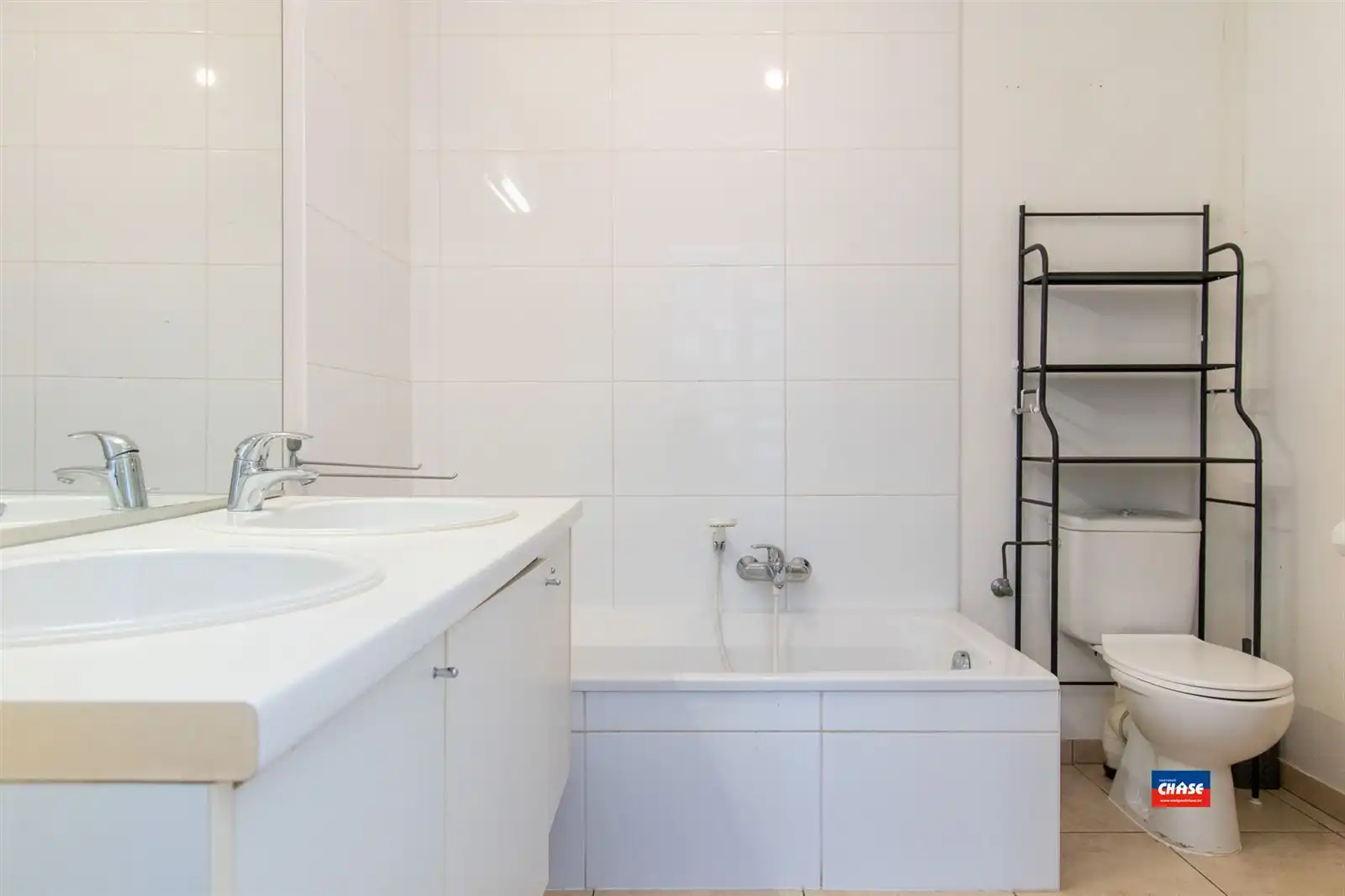 IN OPTIE !!! Ruim appartement met 2 slaapkamers en zonnig terras ! foto 11