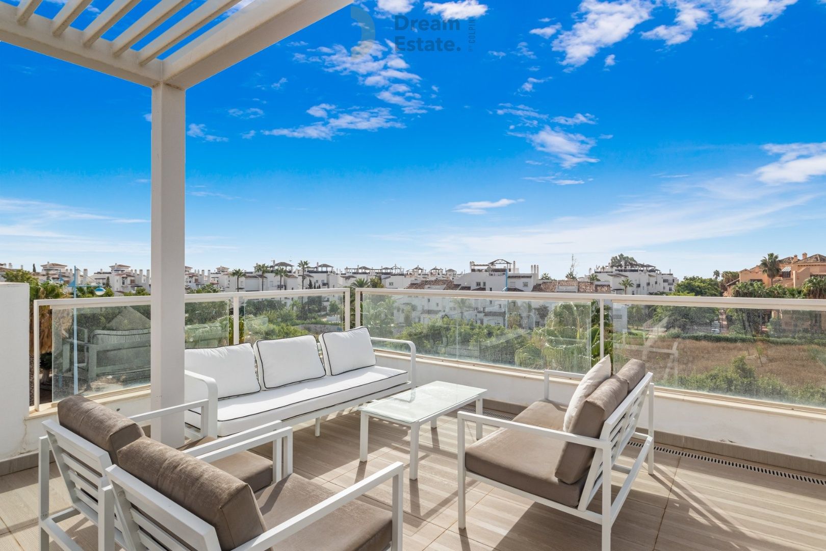 Modern penthouse, ideally located in San Pedro de Alcantara, Marbella. foto 20