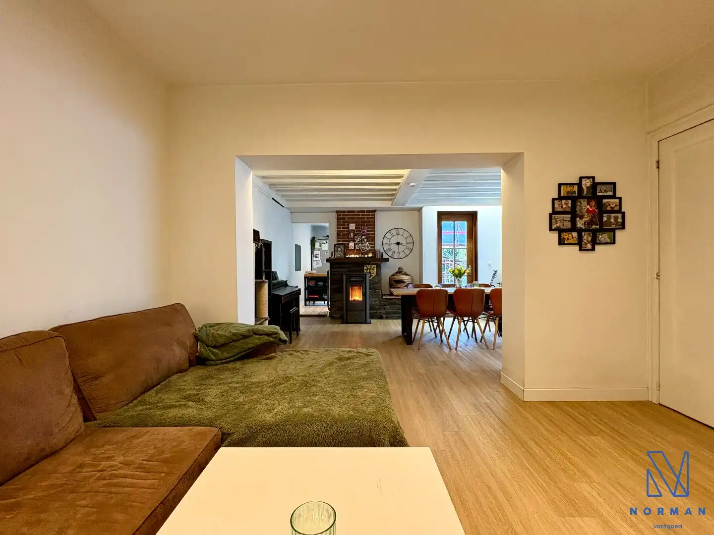 Statige woning te koop in het centrum van Kuurne met 4 slaapkamers en 200m² bewoonbare oppervlakte en volledig vernieuwde elektriciteit!  foto 6