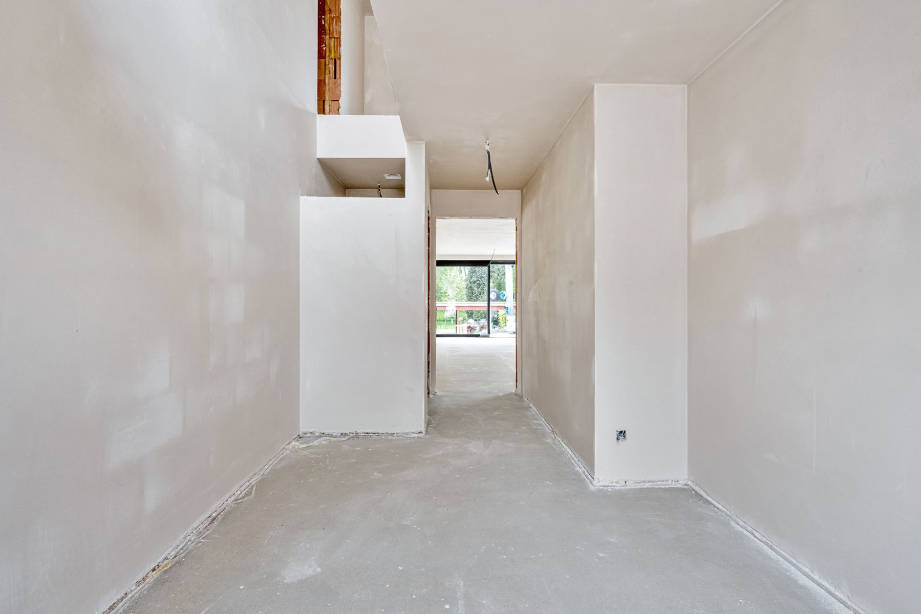Riante eigendom met 4 slaapkamers en 2 badkamers foto 3