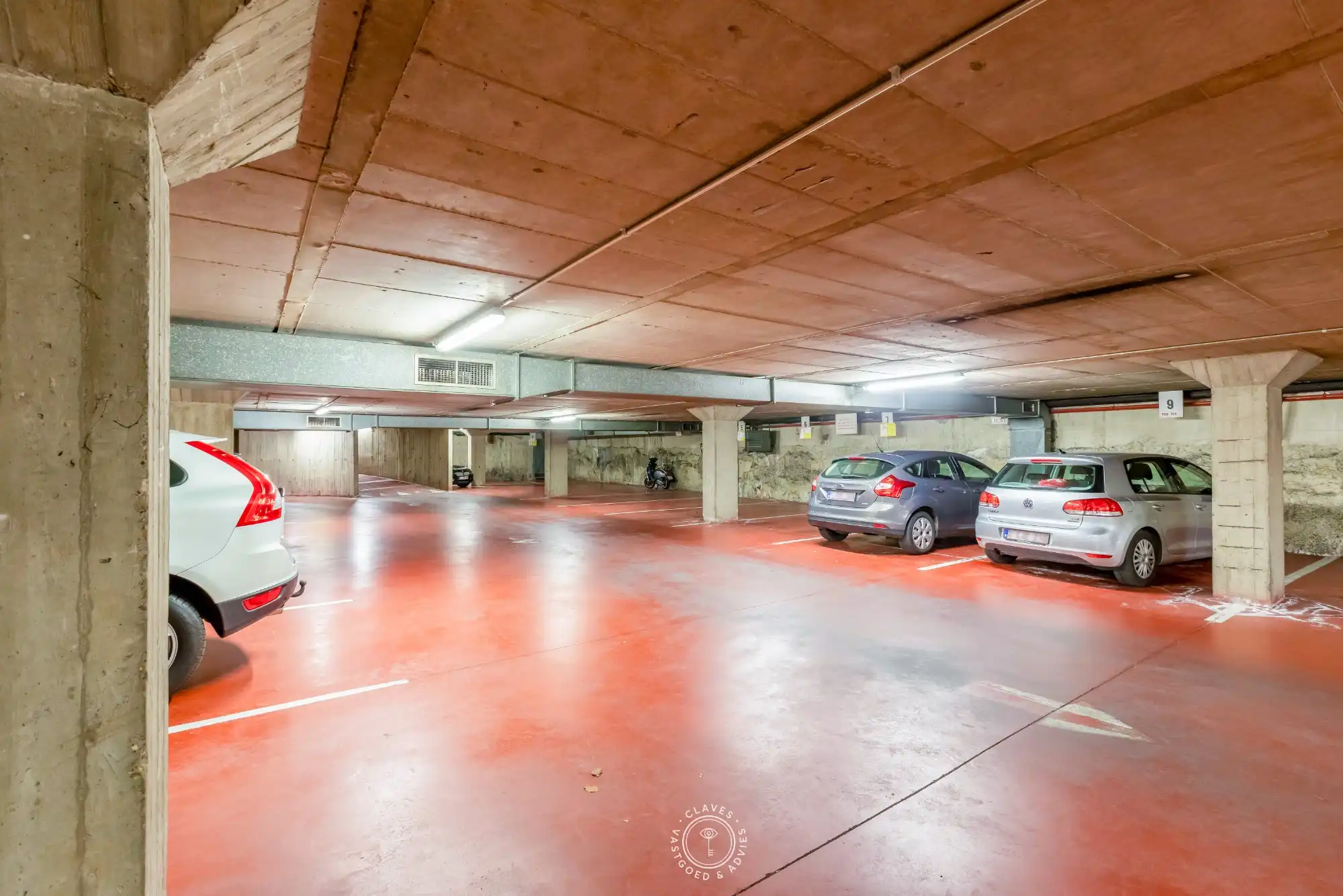 Ondergrondse autostaanplaats in centrum Sint-Niklaas foto 2
