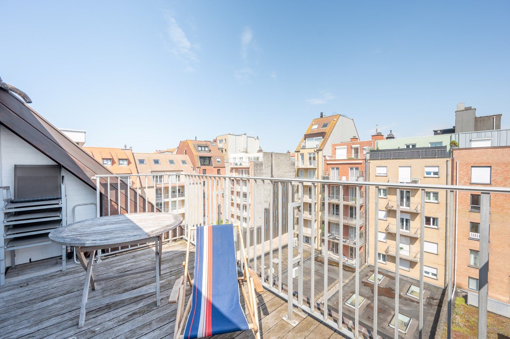 Ruim en zonnig dakappartement met ca. 33m² terrassen gelegen in het centrum van Knokke, op wandelafstand van de Zeedijk foto 26