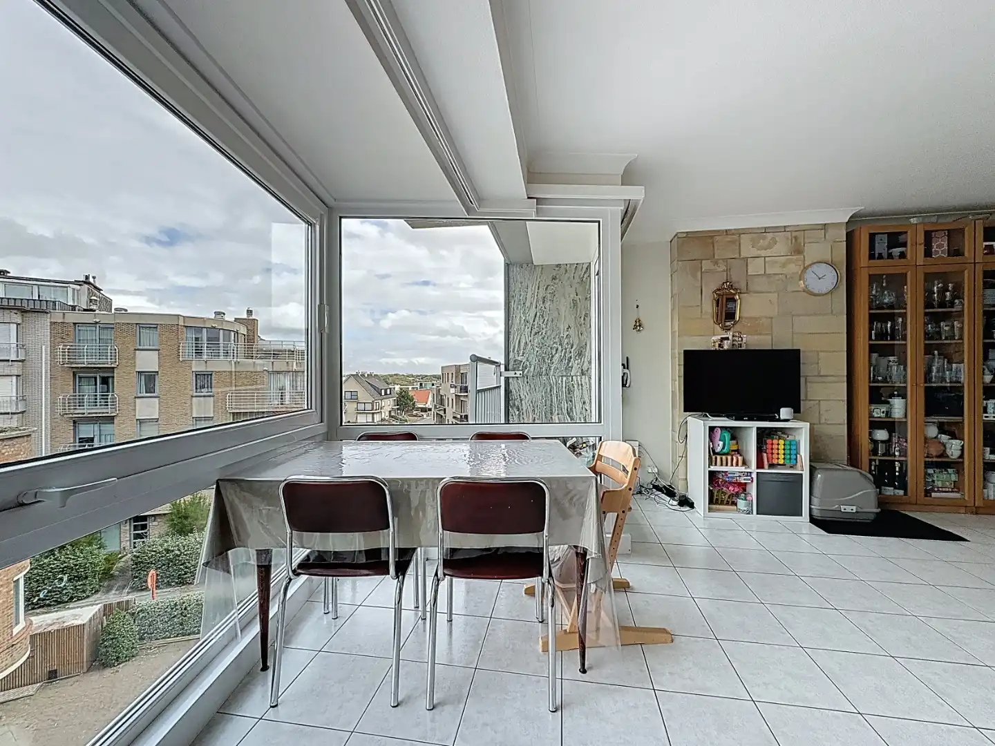 Appartement gelegen nabij het strand en de duinen. foto 2