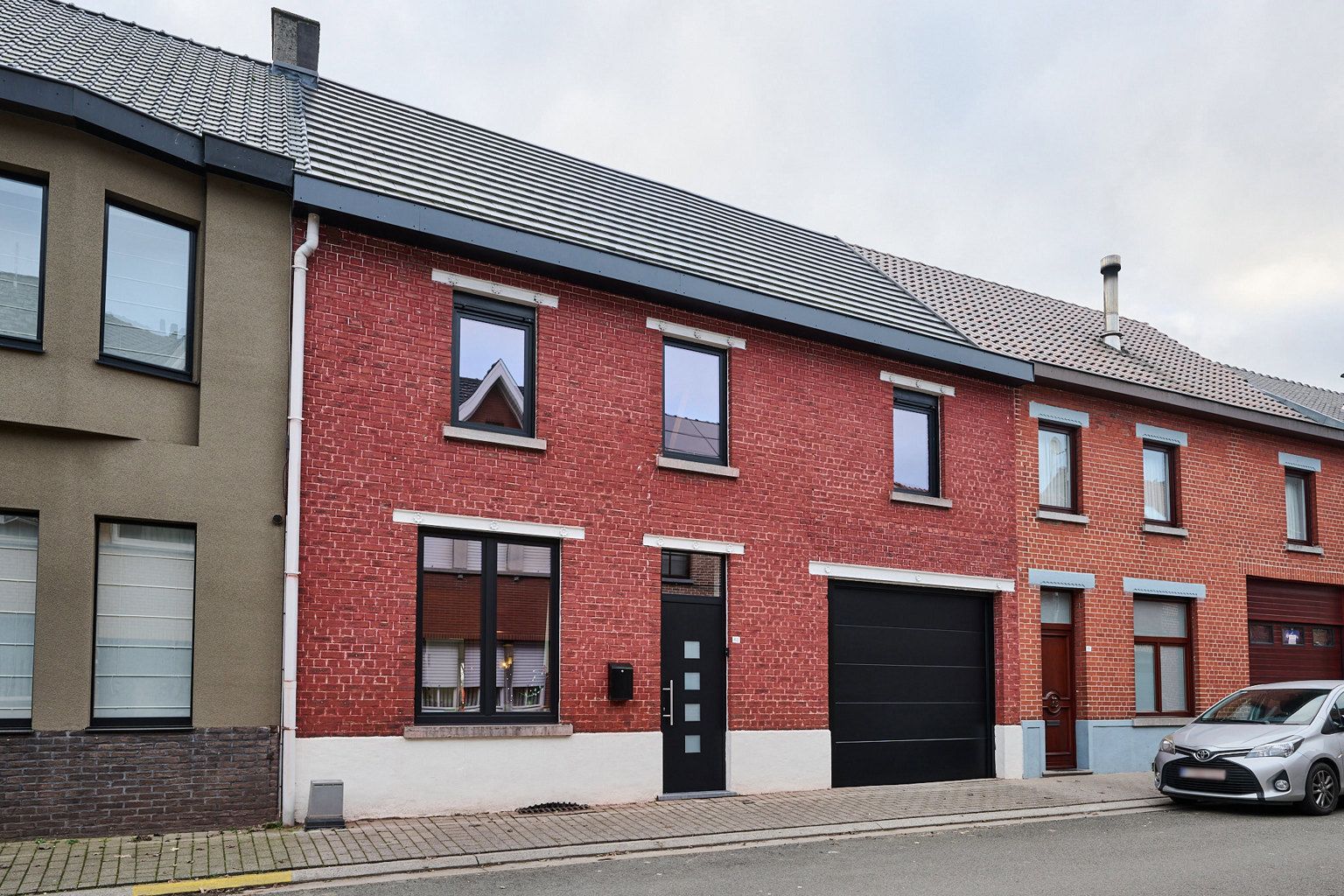 Huis te koop foto {{pictureIndex}}