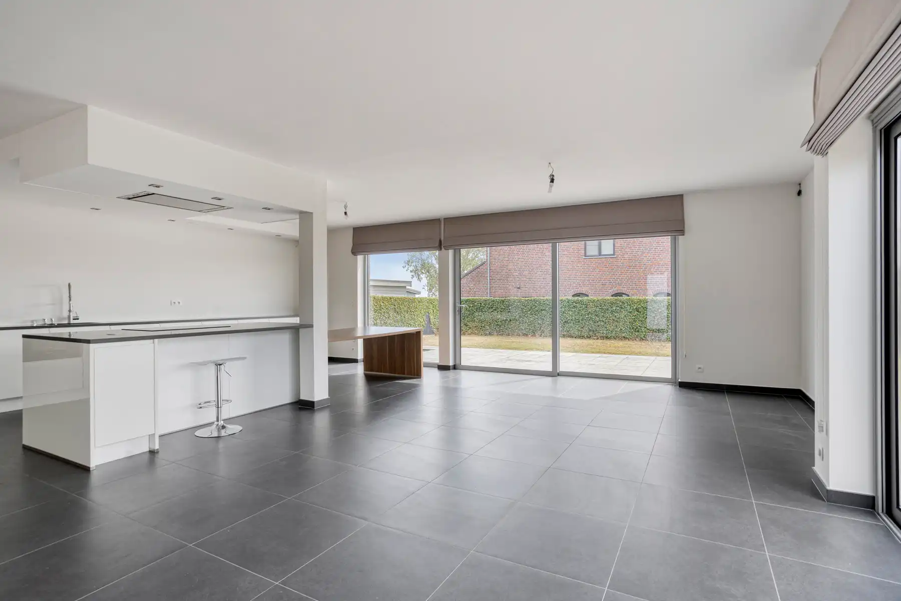Ruime woning met 4 slaapkamers op landelijke ligging foto 8