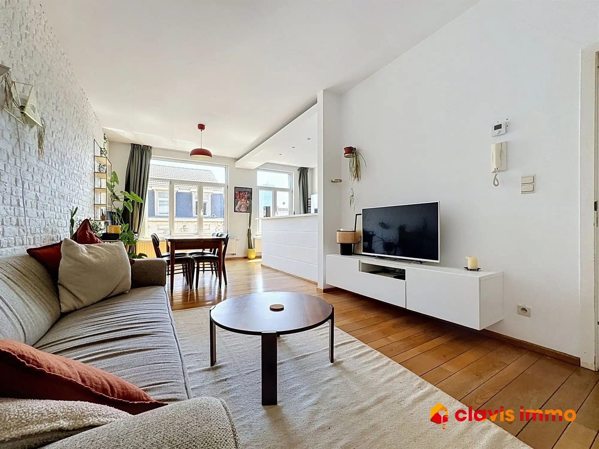 Appartement foto {{pictureIndex}}