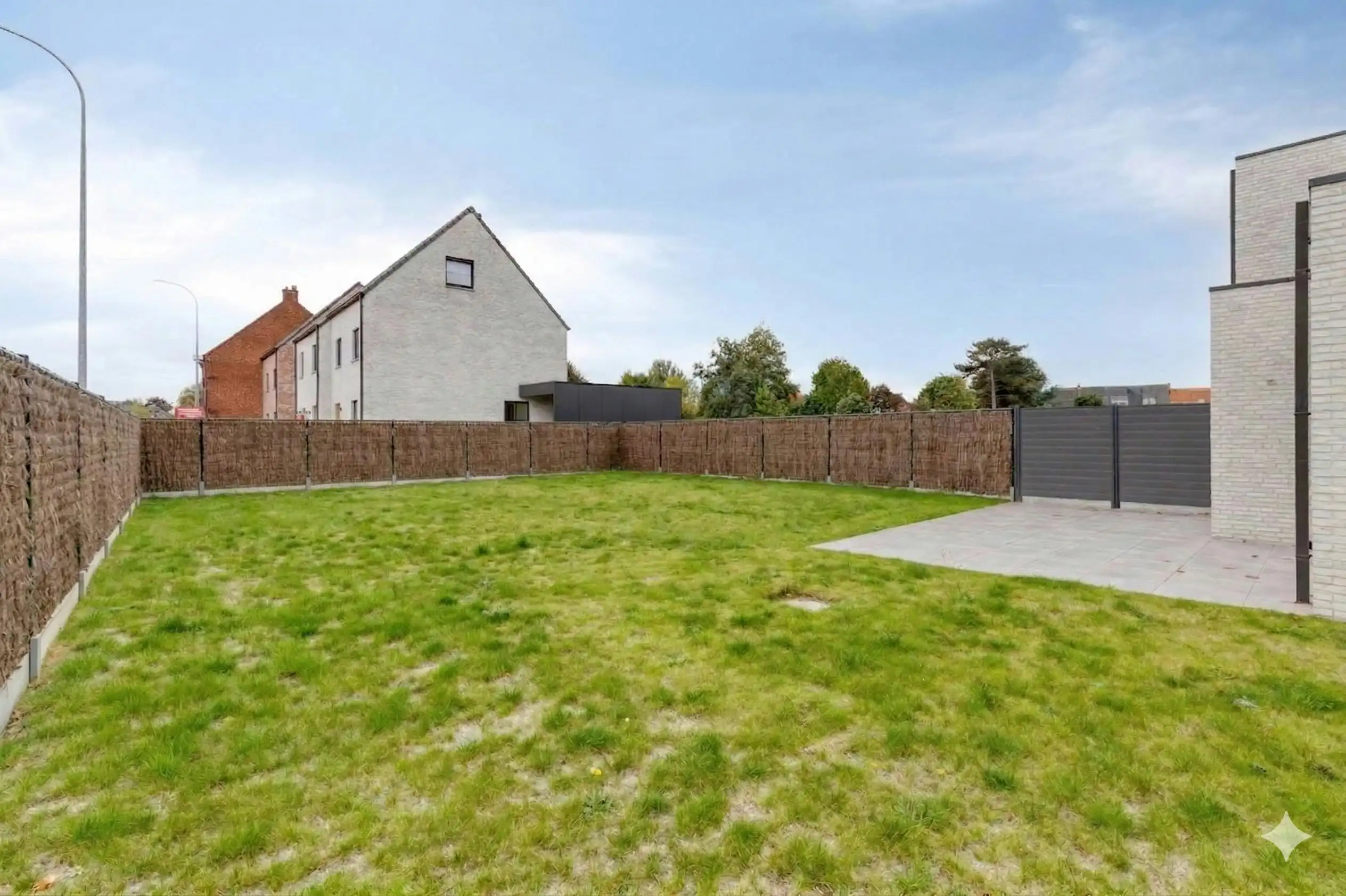 Moderne hoekwoning met 3 slaapkamers en tuin in Izegem foto 17