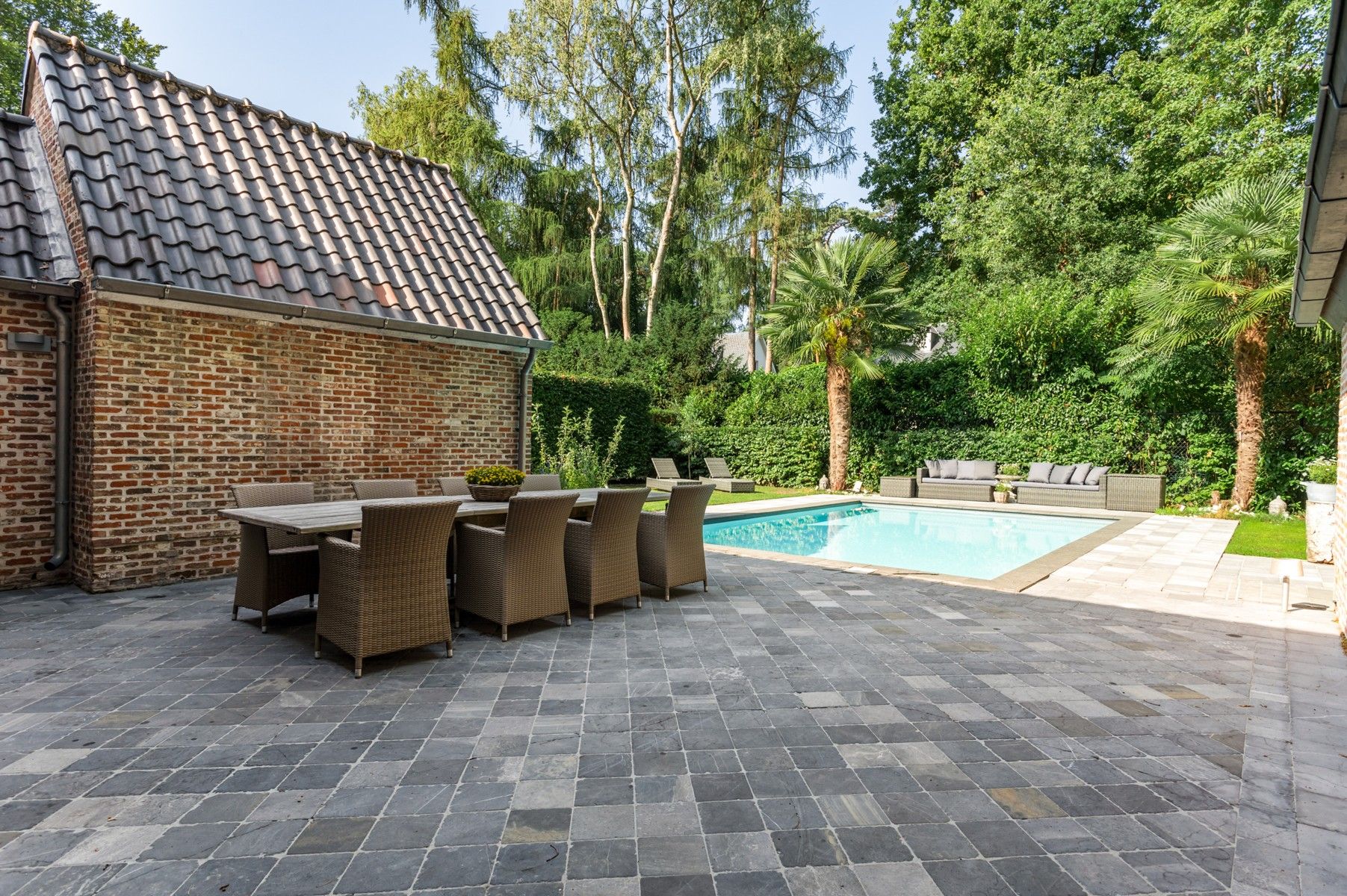 IN OPTIE !! Charmante en ruime villa met zwembad foto 6