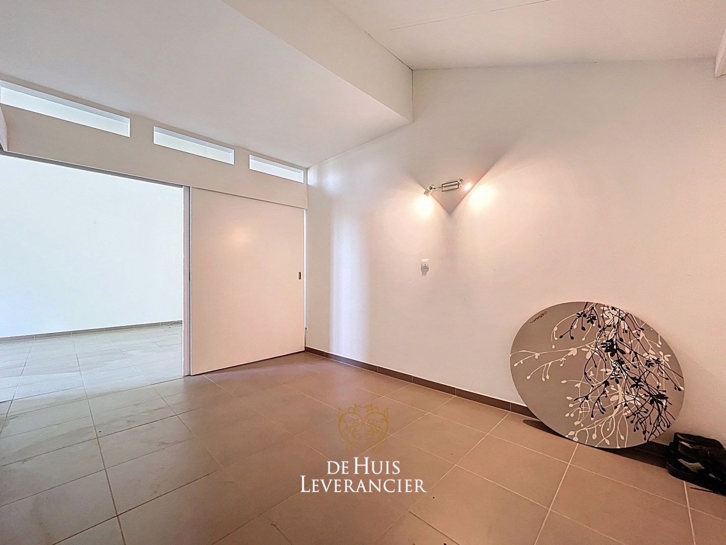 Luxueuze serviceflat met 1 slk en ruim terras foto 21