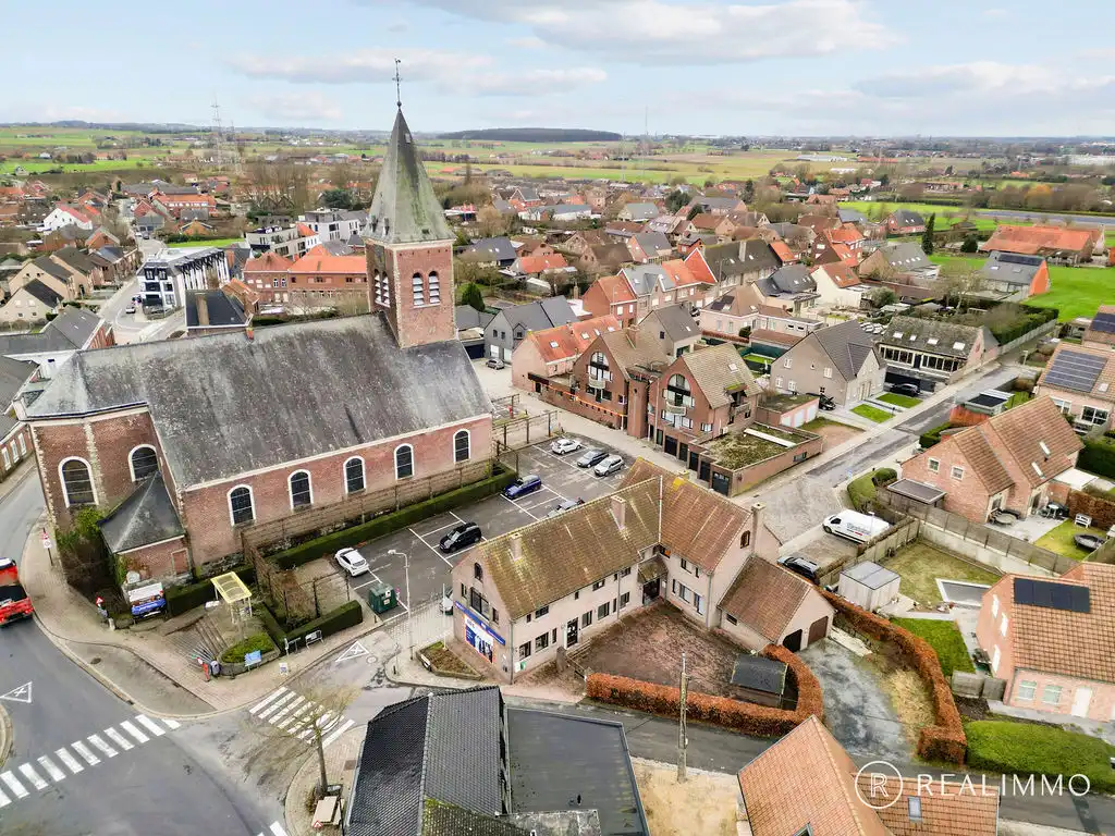 Polyvalente handelsruimte met ruime parking foto 16