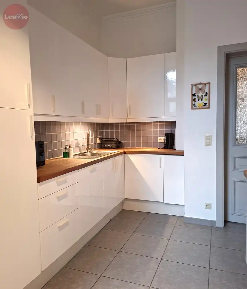 Ruime woning op uitstekende locatie foto 15