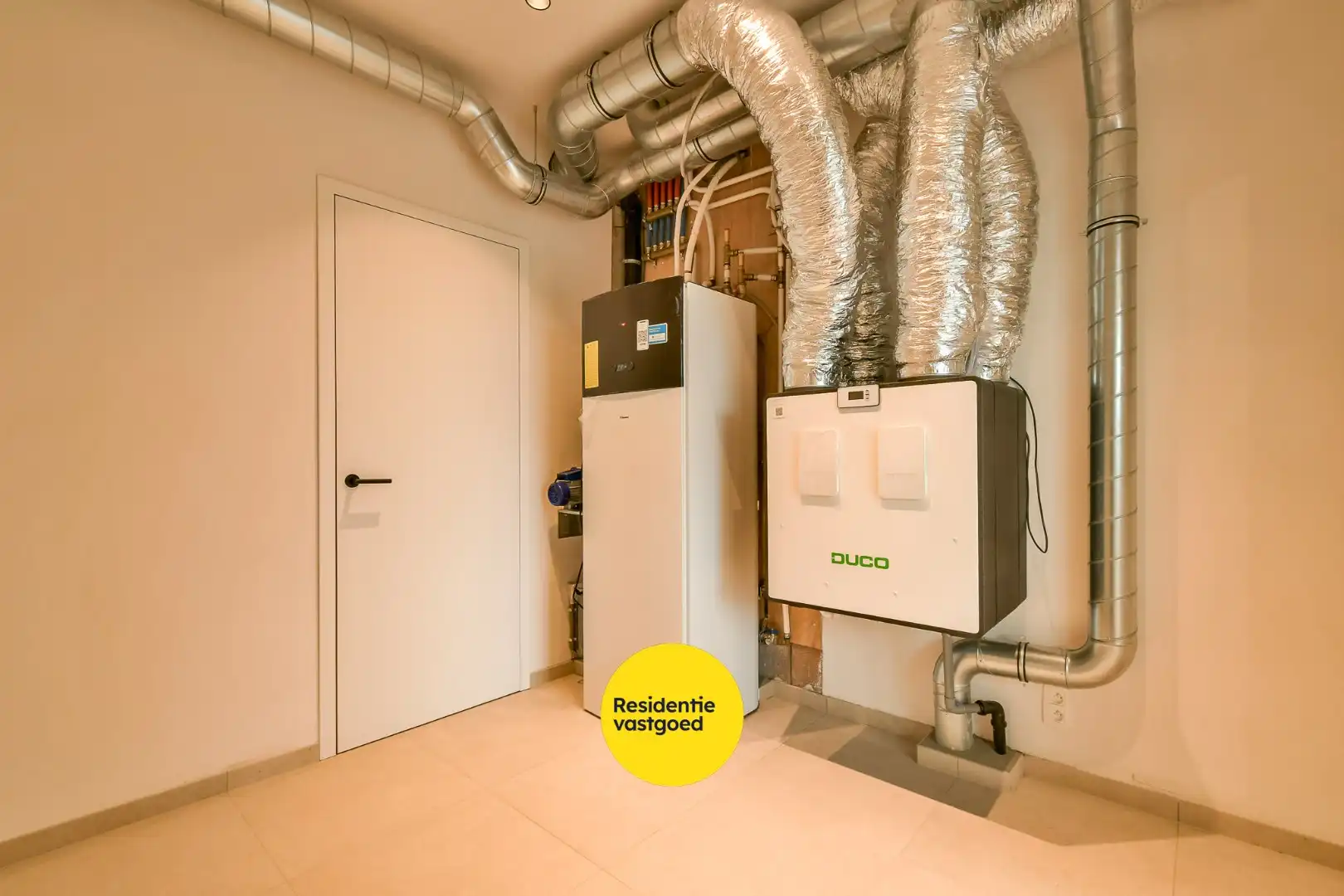 Ruime en kwalitatieve nieuwbouwwoning! foto 11