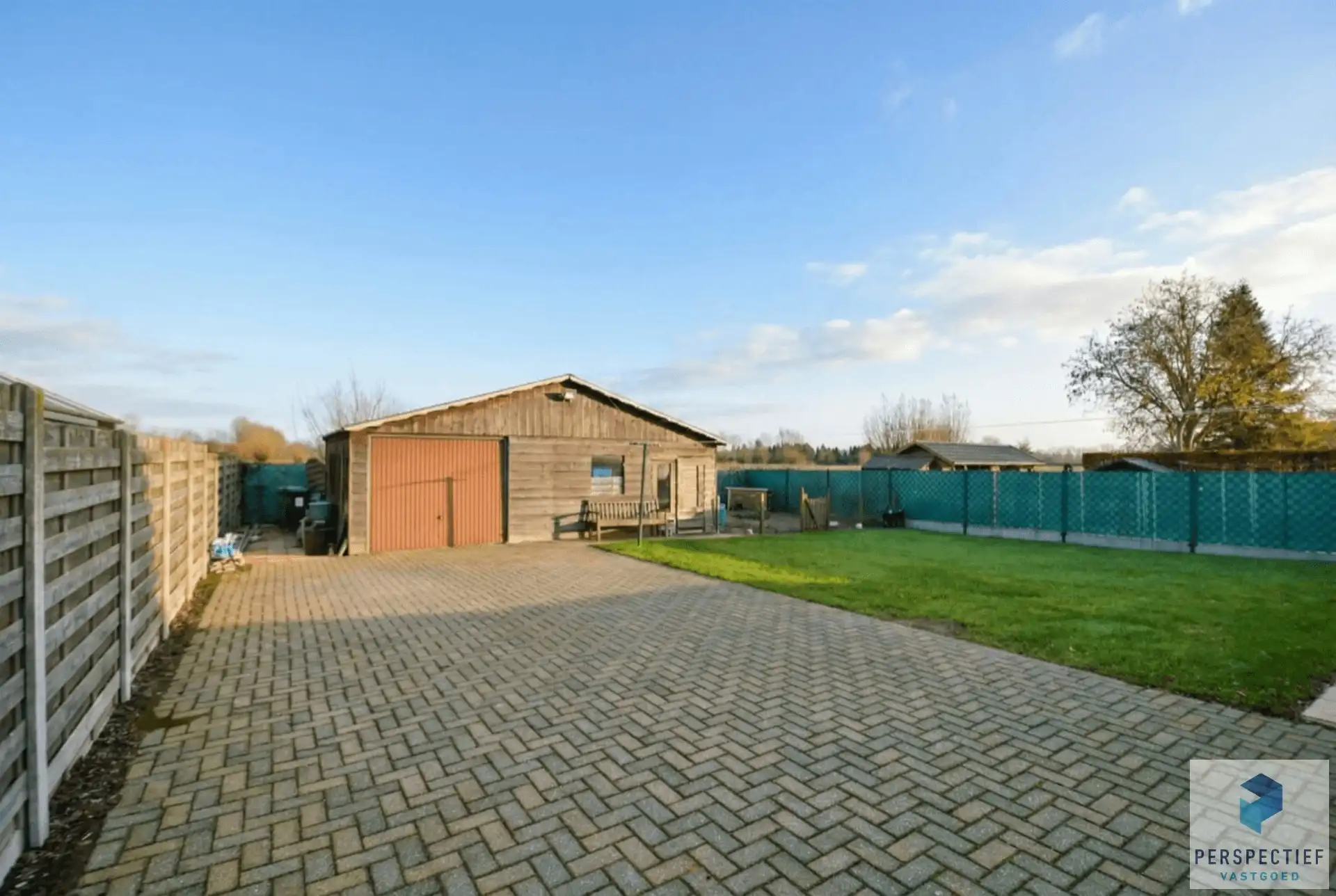 UITSTEKEND GELEGEN GELIJKVLOERSE WONING met 4 slaapkamers en tuin foto 21