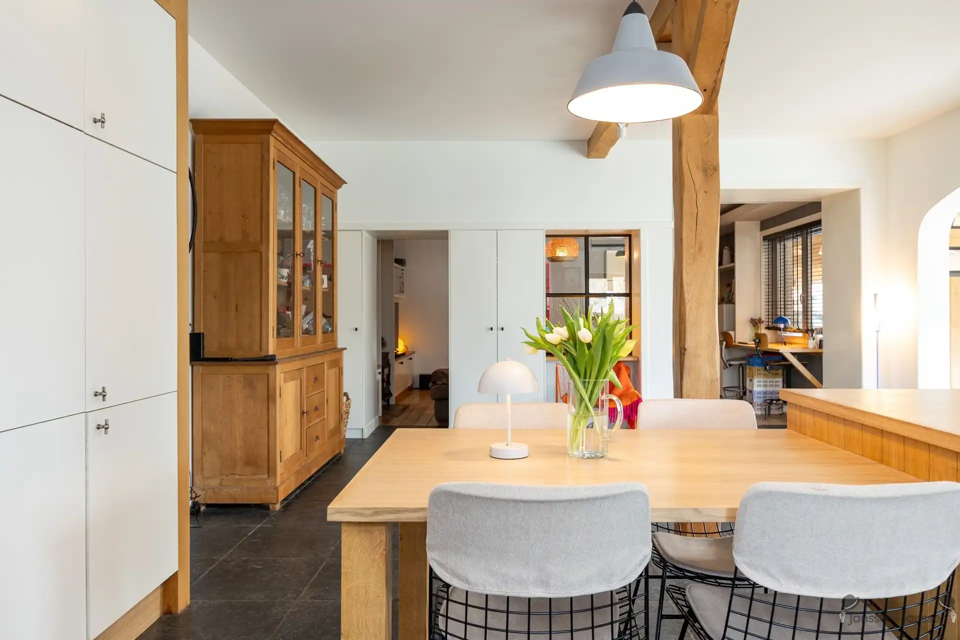 Lifestyle woning met uniek karakter foto 13