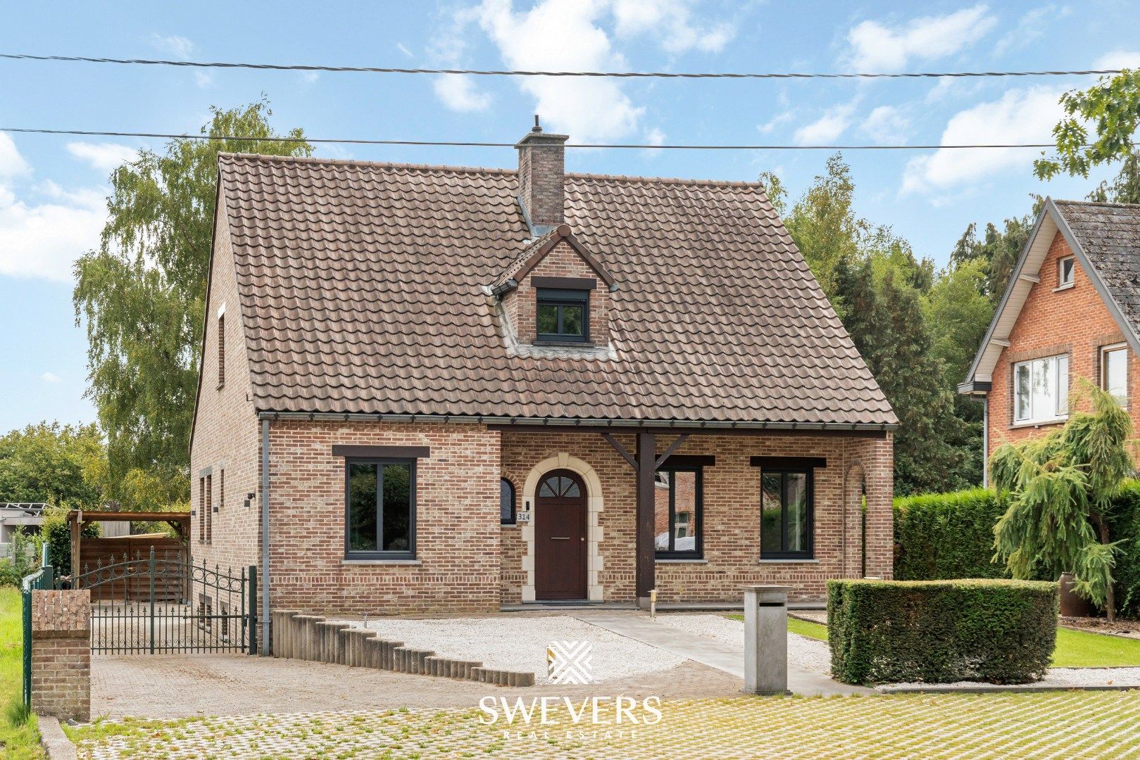 Ruime gezinswoning met 4 slaapkamers foto 30