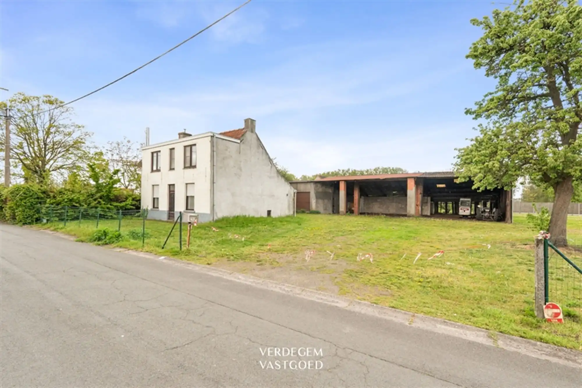 Prachtig perceel bouwgrond van 1.104m² voor villabouw of 2 HO woningen foto 2