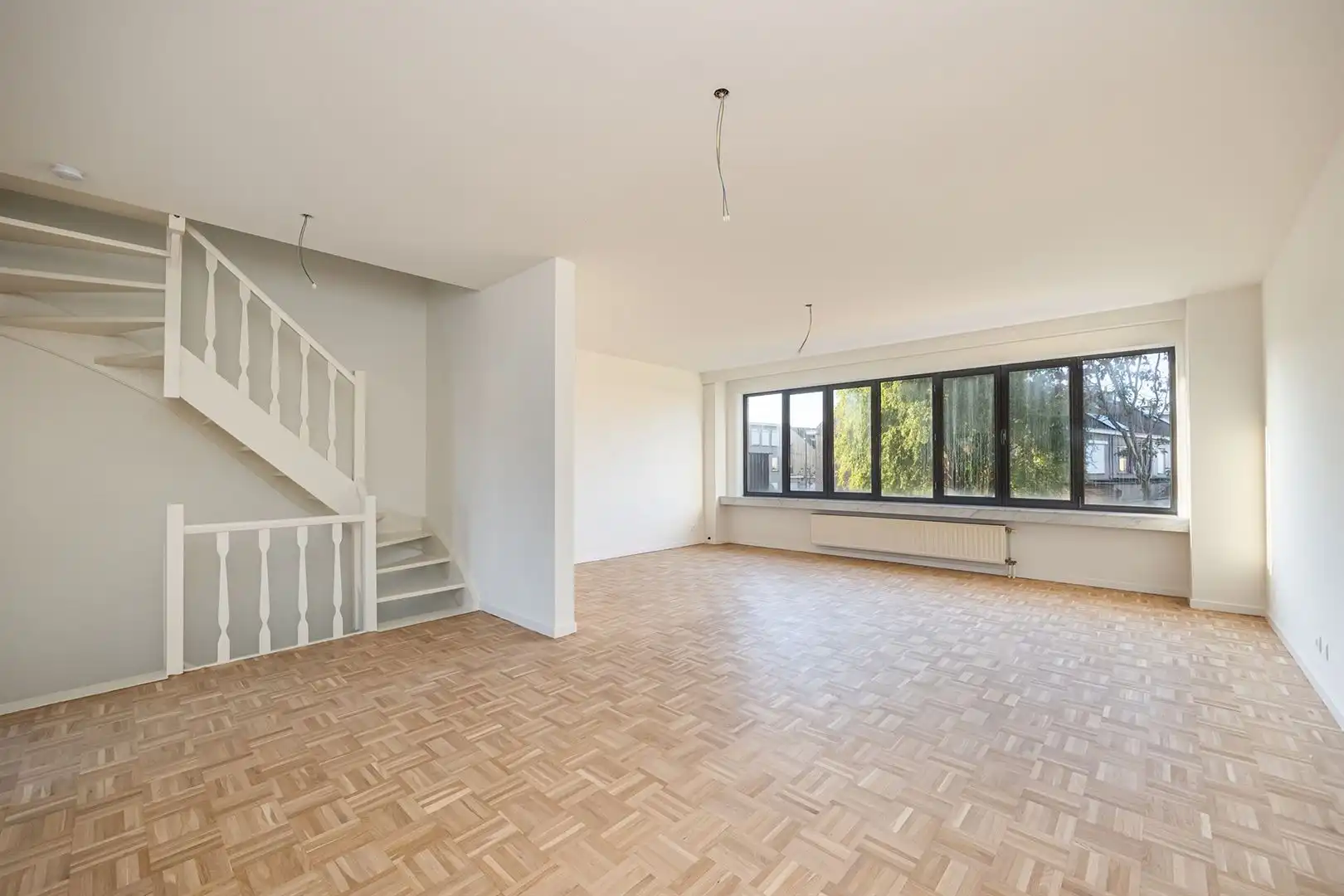 Architecturale woning met 4 slaapkamers én tuin foto 2