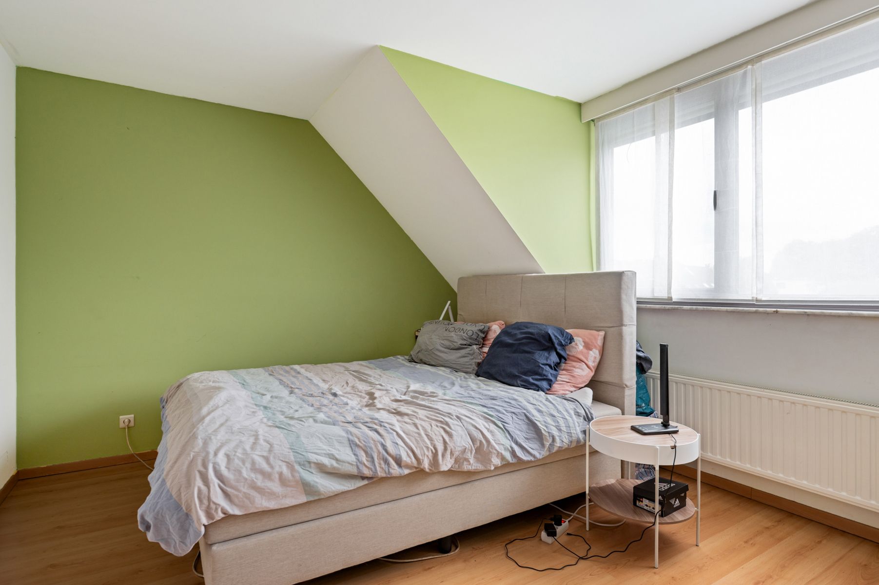 Ruim appartement met drie slaapkamers in centrum Wommelgem. foto 14