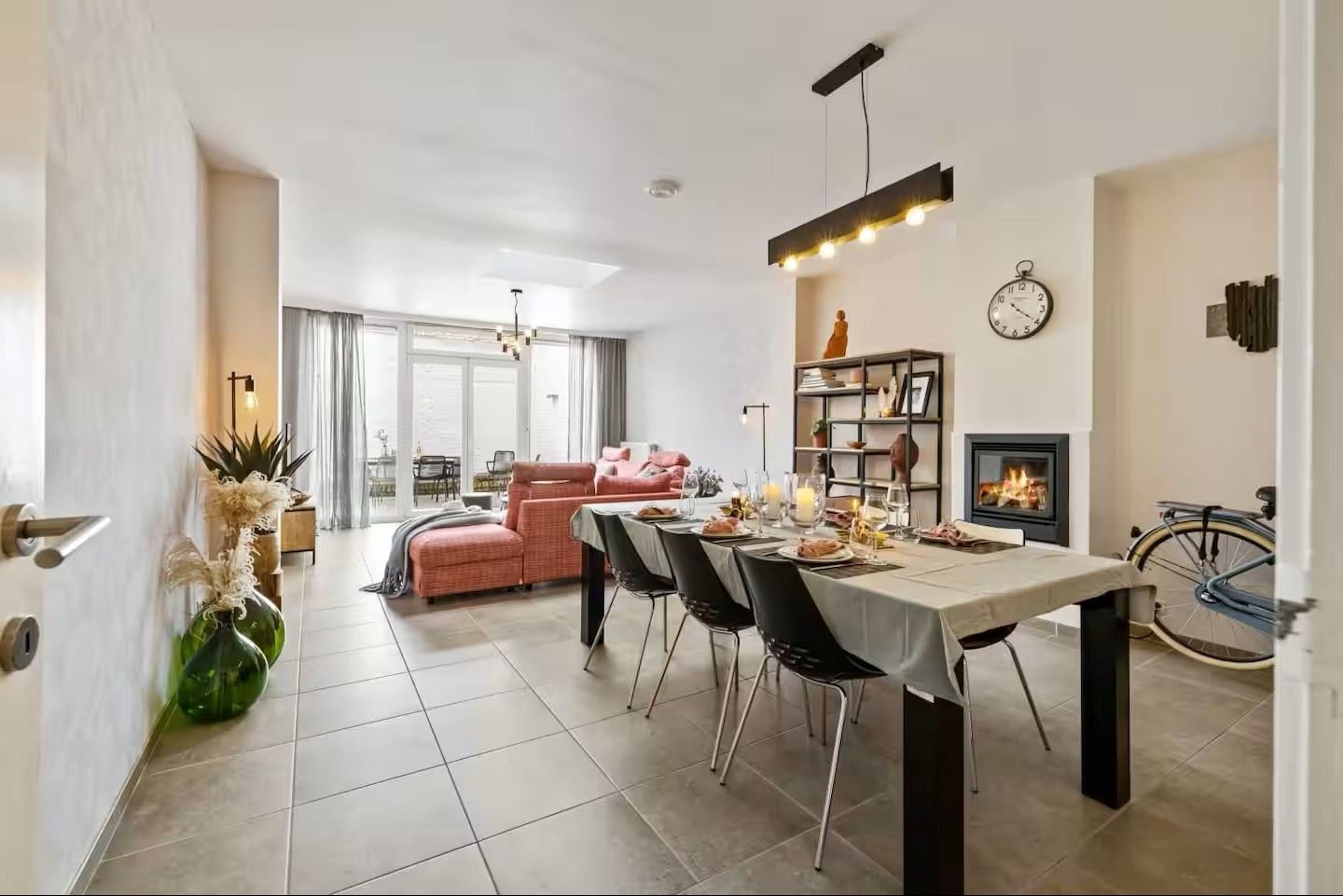 Instapklare en vergunde vakantiewoning in hartje Nieuwpoort-stad op 100 m². foto 4