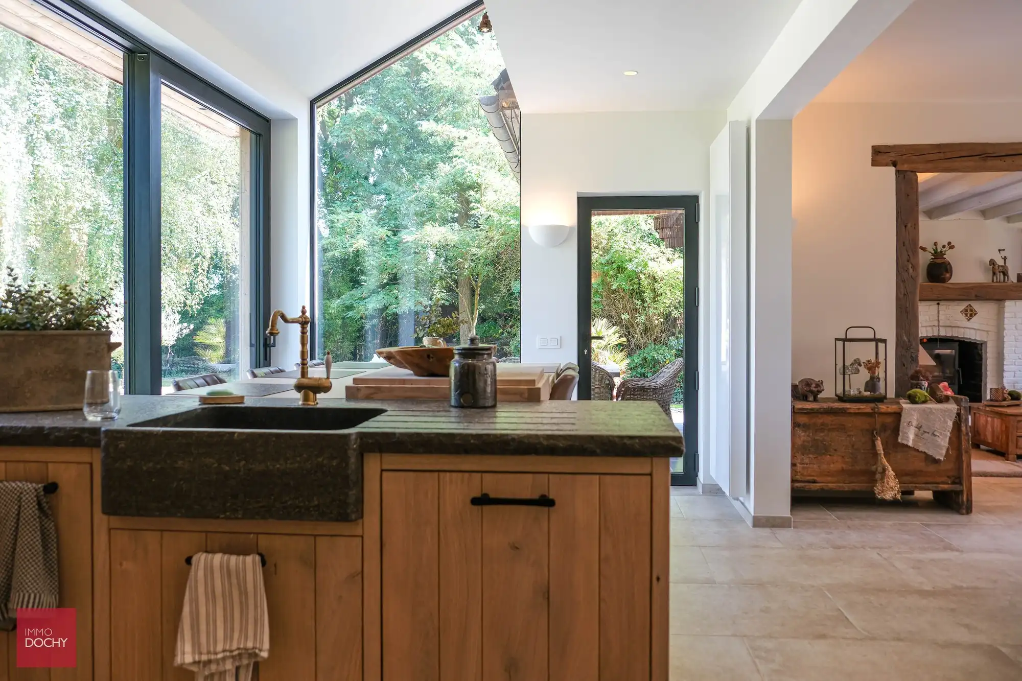 Volledig vernieuwde villa nabij Jan Yperman ziekenhuis foto 17