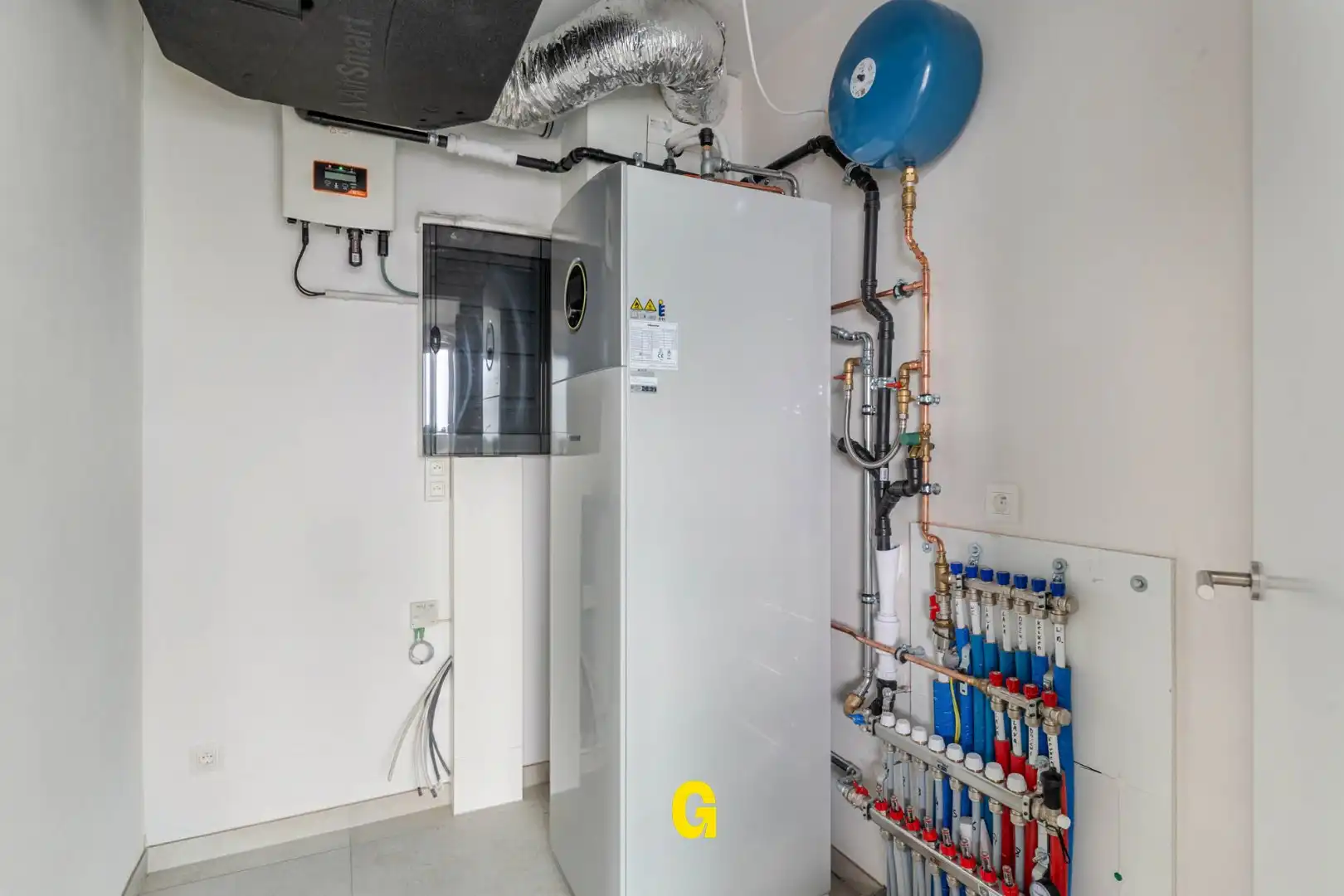 Knap nieuwbouwappartement op de hoogste verdieping in residentie Bella Vista, met twee terrassen en prachtige zichten, inclusief 2 standplaatsen, vlak bij het c foto 17