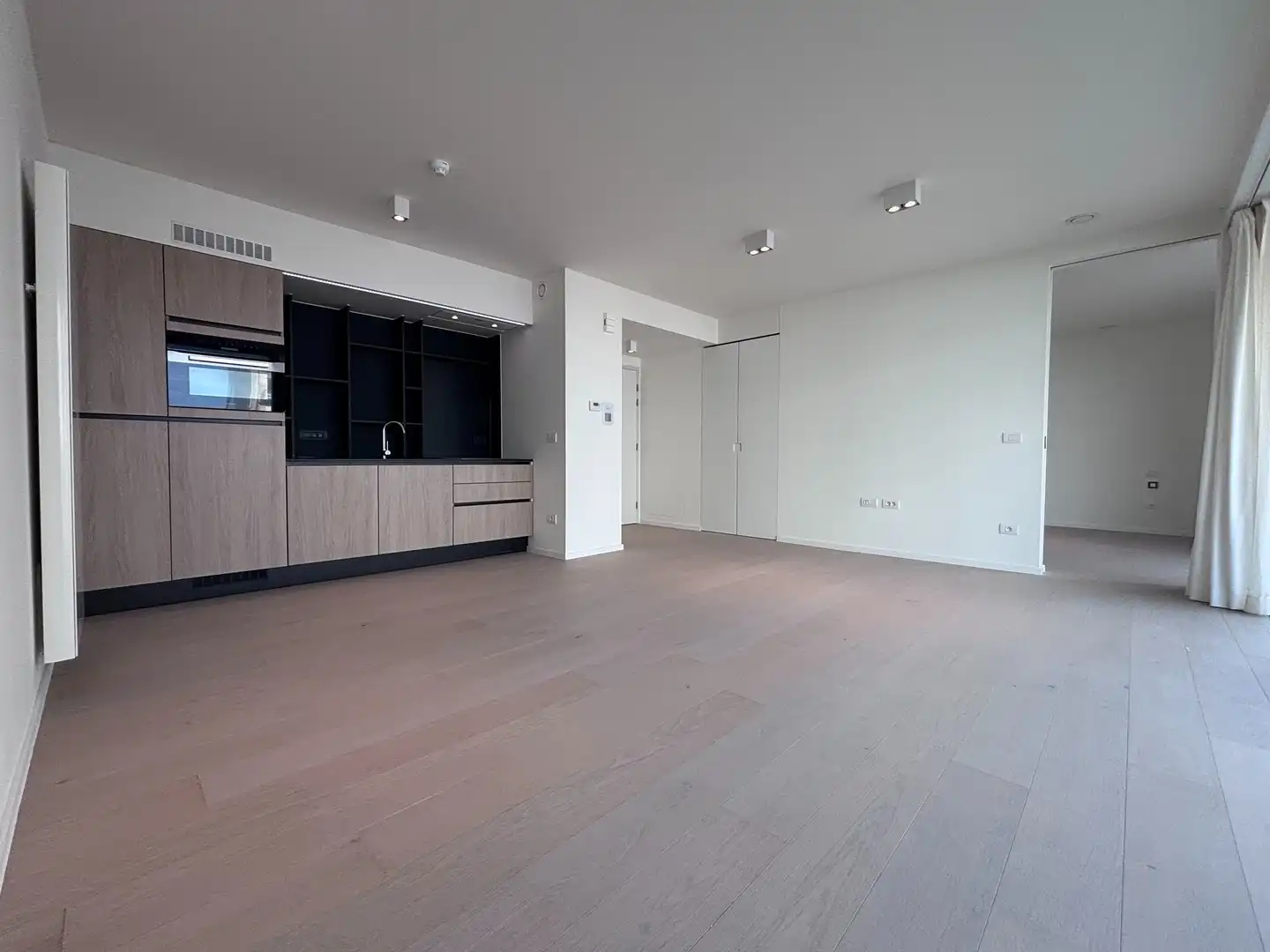 Moderne assistentiewoning met 1 slaapkamer op het tweede verdiep in Oostduinkerke. foto 3