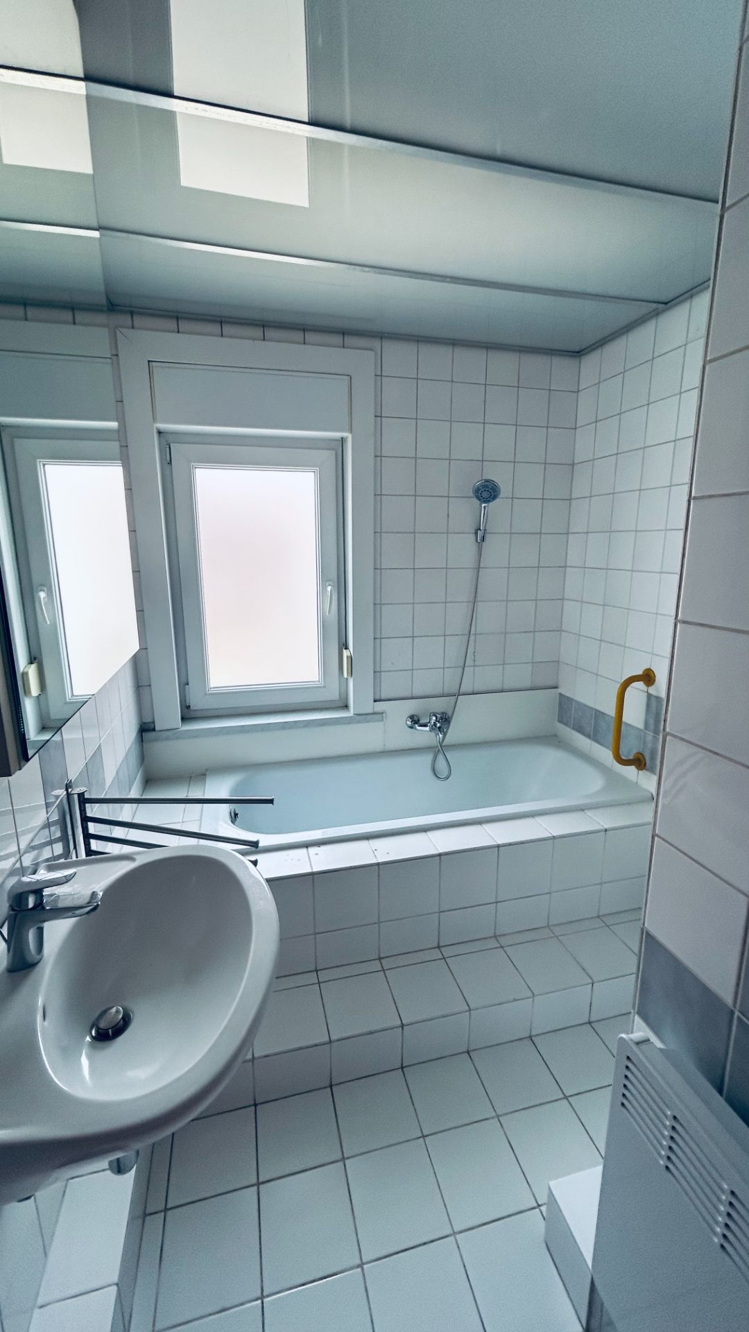 Ruime instapklare woning in rustige buurt foto 13
