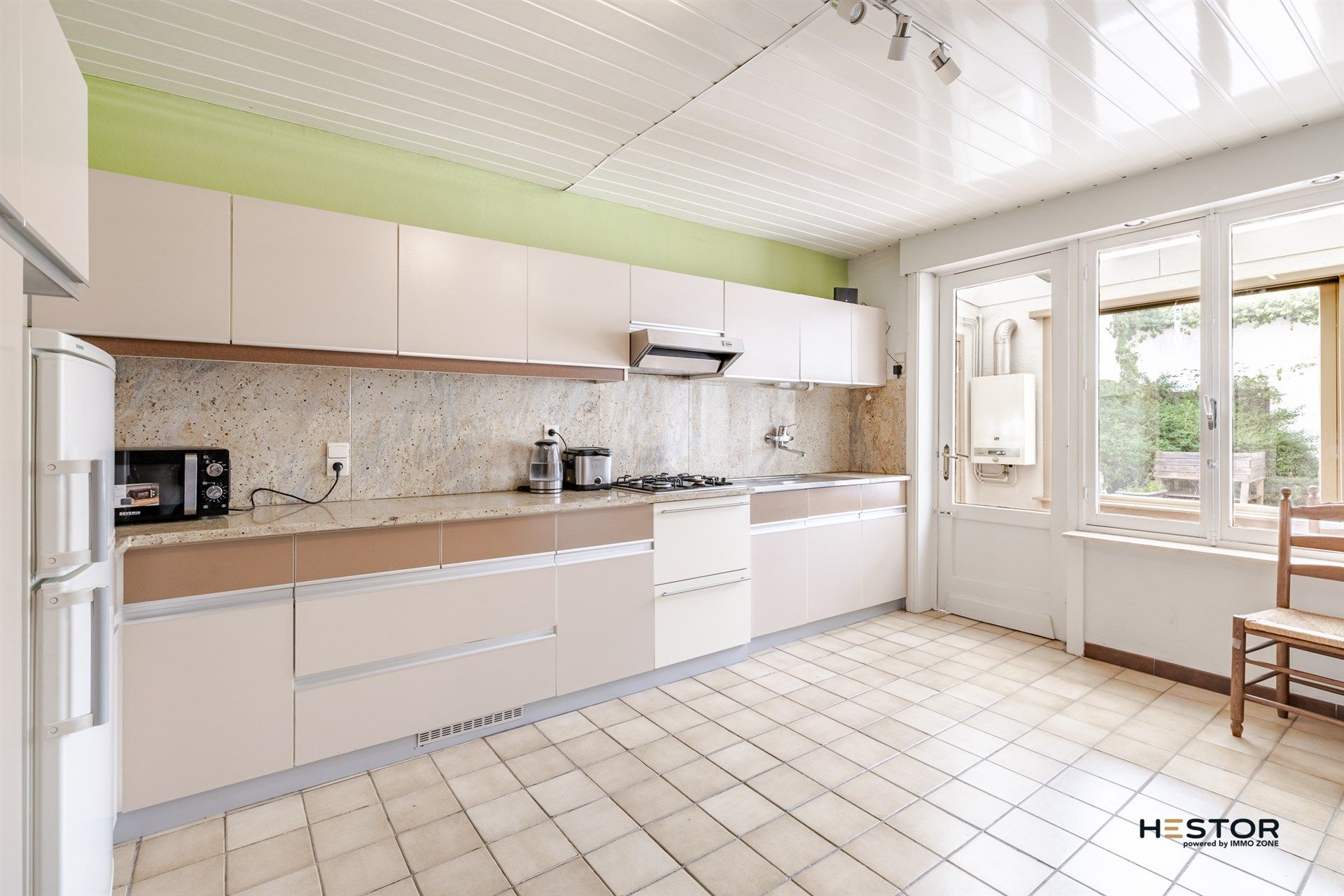 Charmante en gezellige woning in hartje Hamme! foto 7