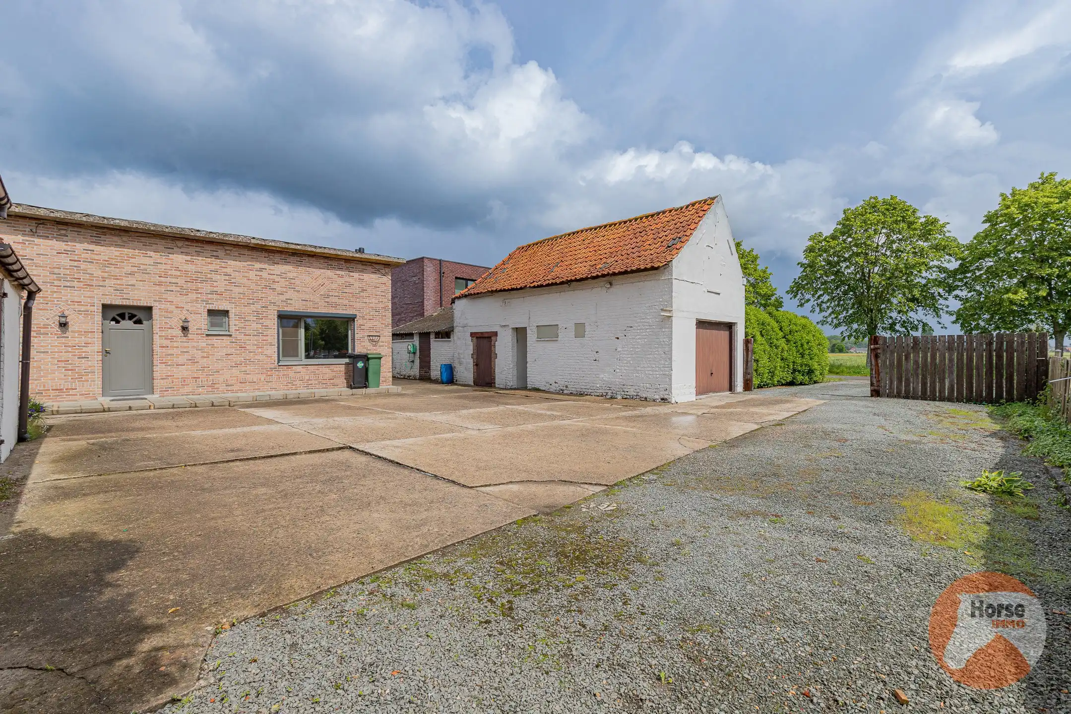 HOFSTADE - Charmante gelegen woning met bijgebouwen en weide foto 38