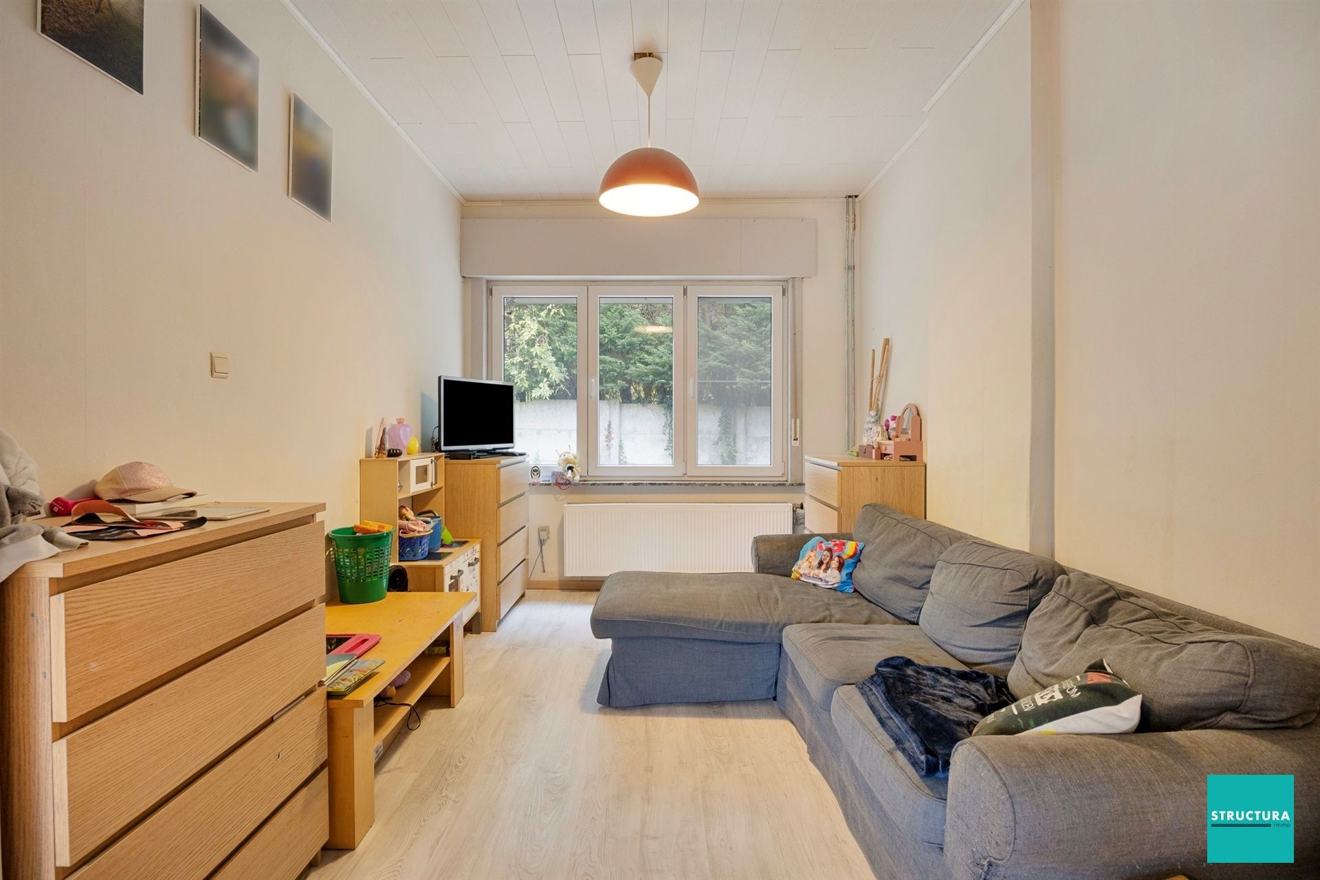 Instapklare woning met 4 slaapkamers en ruime tuin foto 6