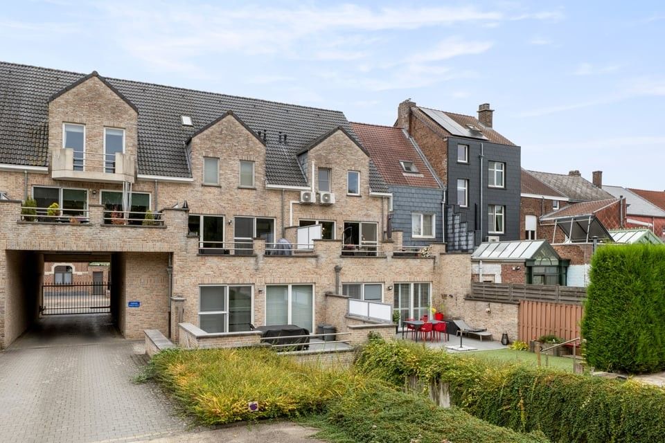 GEZELLIG 3 SLKS APPARTEMENT MET STAANPLAATS IN LANDEN foto 37