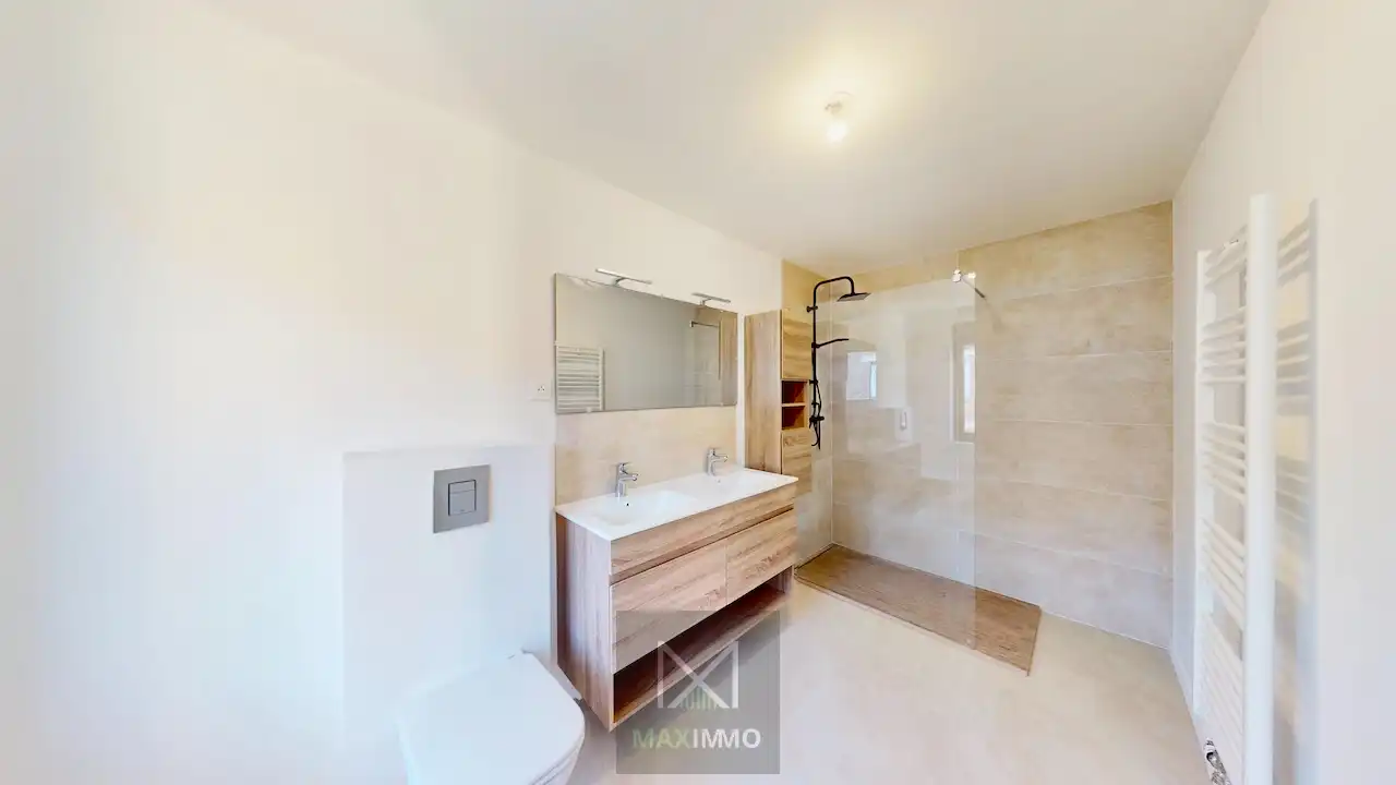 Volledig vernieuwde woning in centrum Lauwe – luxe, licht en leefruimte in één pakket foto 10