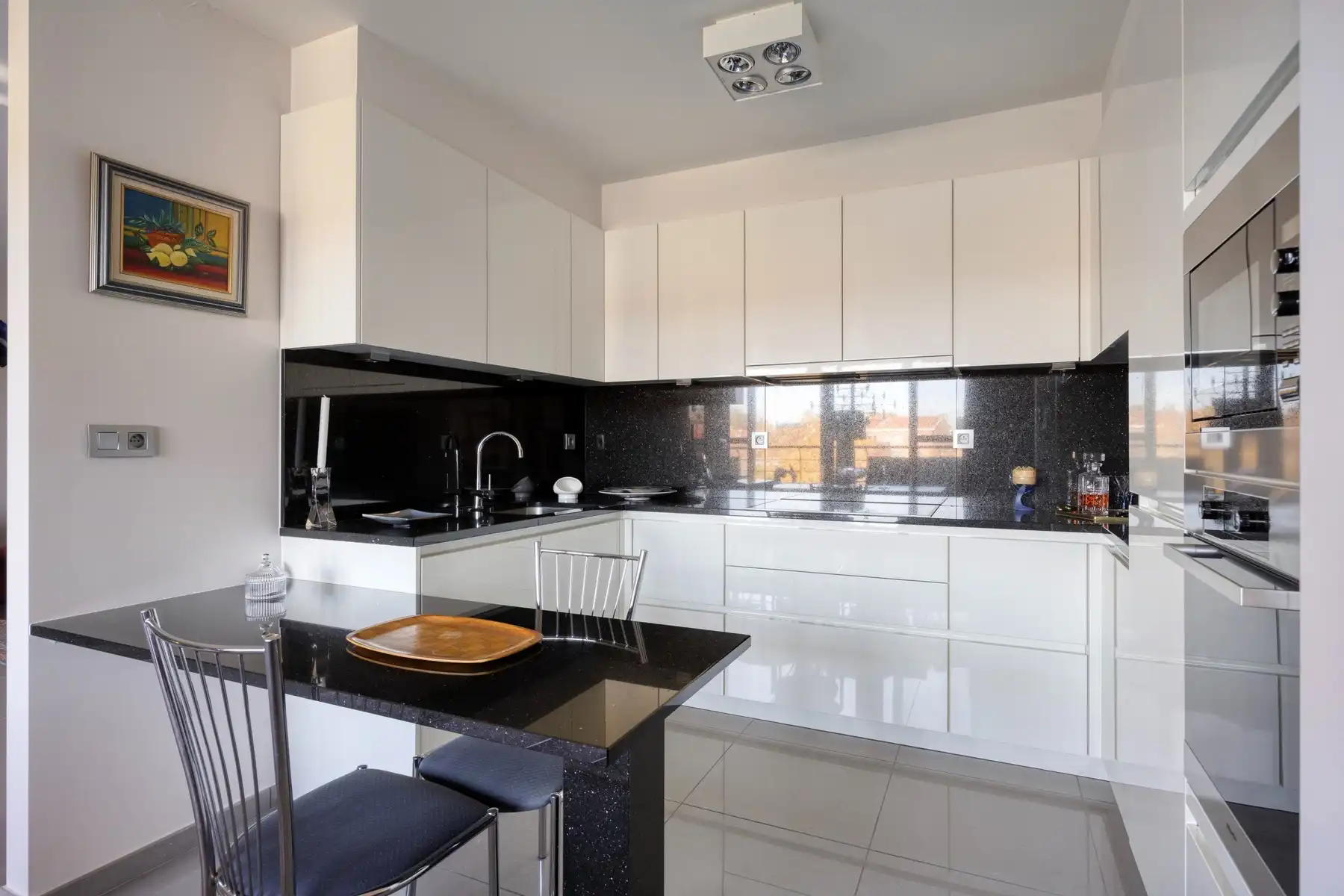 Luxueus penthouse in nieuwstaat foto 8