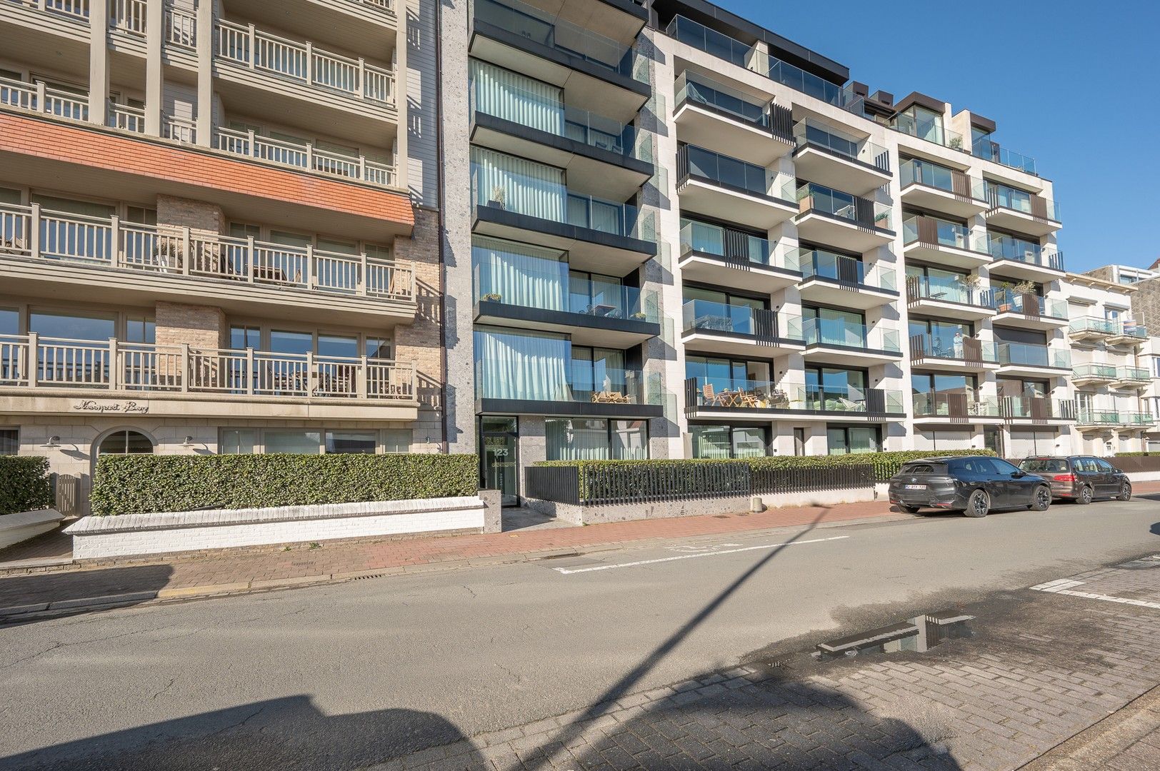 Lichtrijk appartement met façade van 6,5m gelegen ter hoogte van het Albertstand en het Rubensplein. foto 3