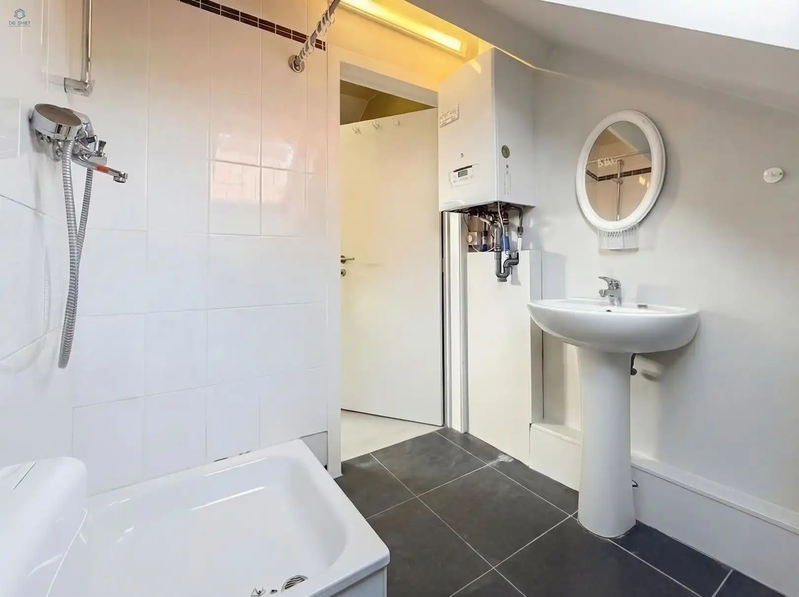 Instapklaar duplex appartement met 2 slaapkamers in hartje Brakel foto 10