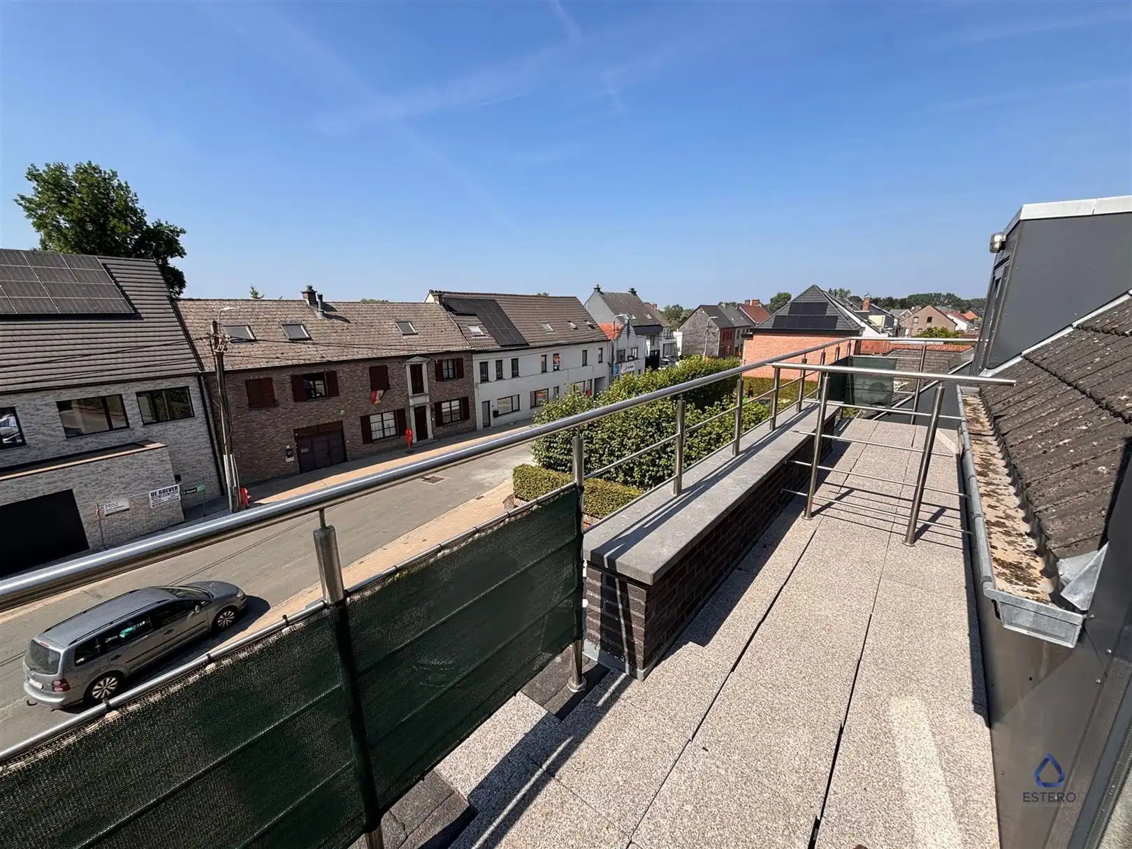 Instapklaar duplexappartement met 2 slaapkamers en terras foto 13
