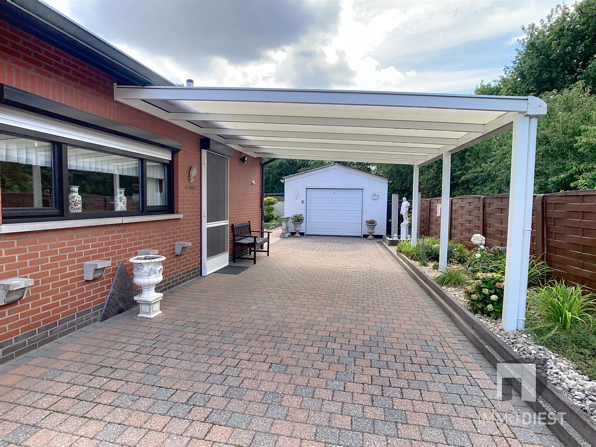 Instapklare woning met 3 slaapkamers foto 3