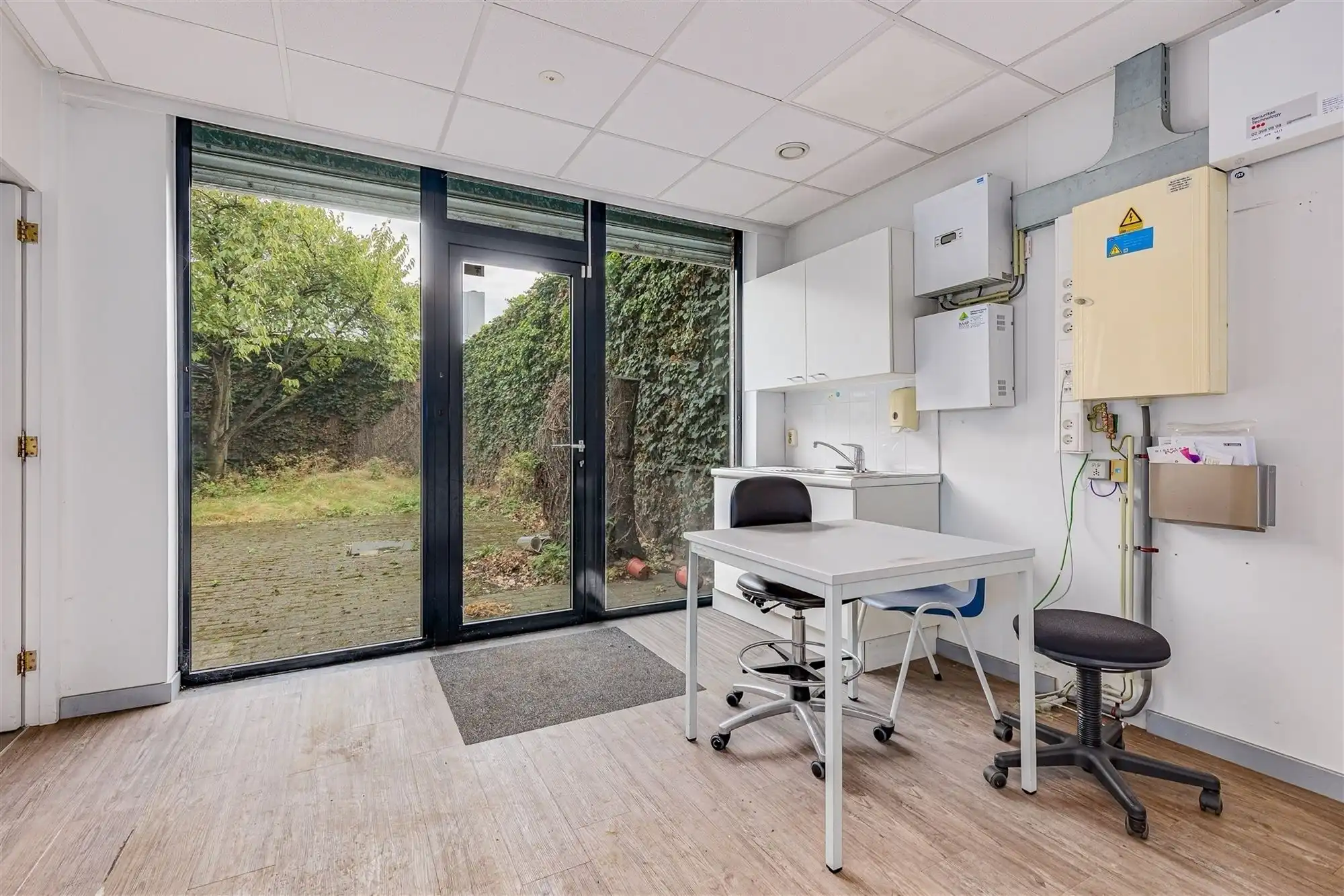 Vergund appartementsgebouw met 3 appt, handelsglvl en tuin in Merksem! foto 23