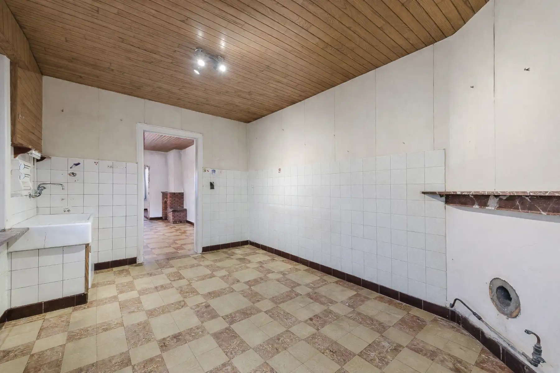 Te renoveren woning met potentieel in hartje Oud-Turnhout foto 7