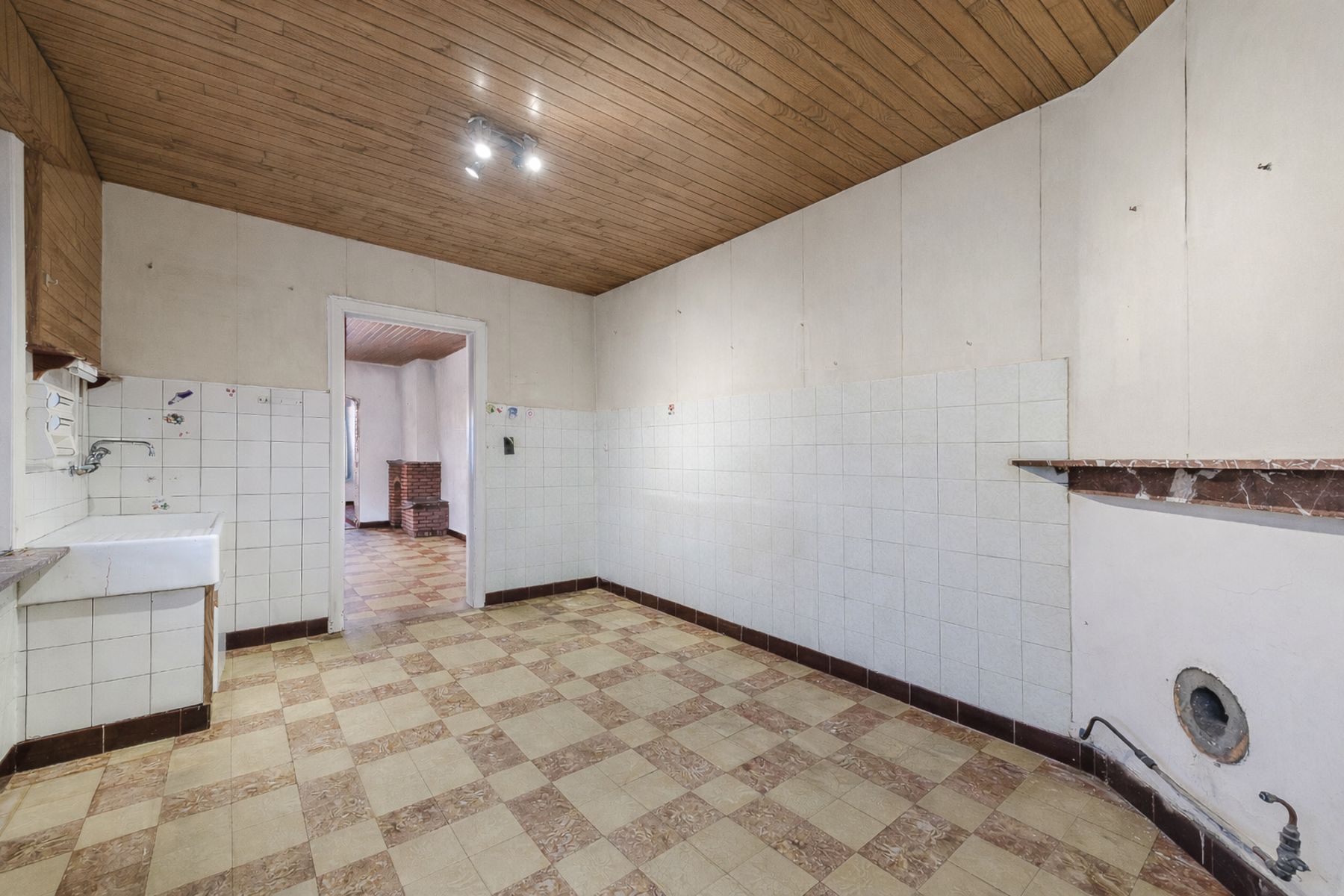 Te renoveren woning met potentieel in hartje Oud-Turnhout foto 7