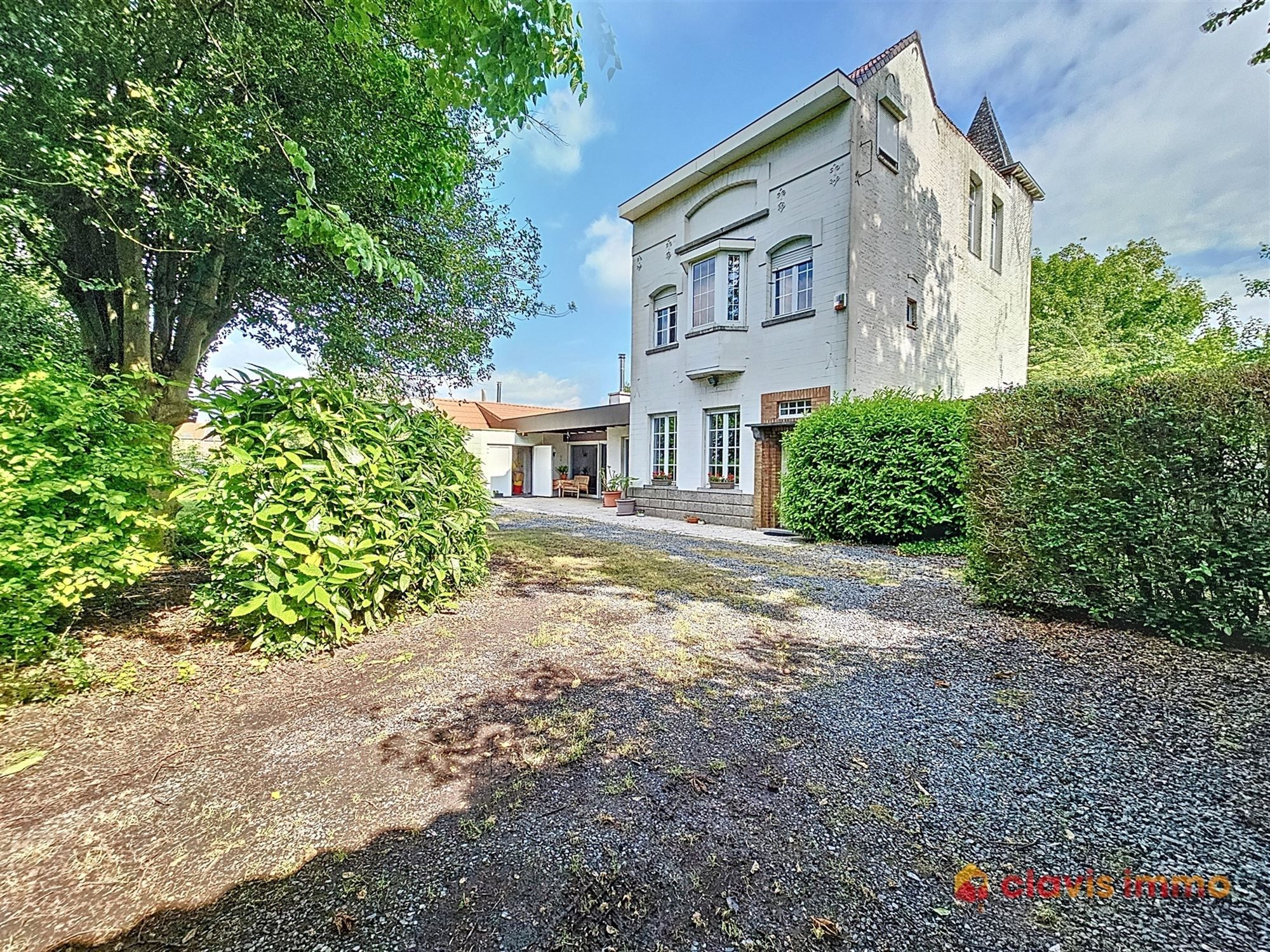 Authentieke villa met grote tuin foto 25