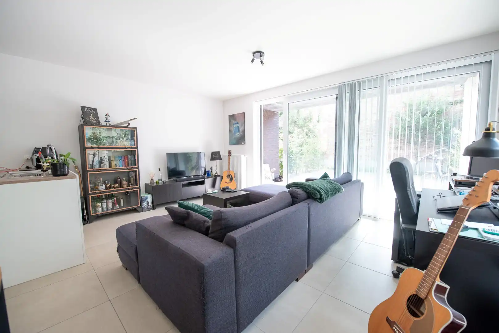 Recent instapklaar gelijkvloers appartement te huur in Deerlijk foto 5