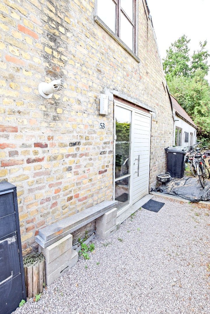 Te renoveren woning met 4 slaapkamers, bureau en zongerichte tuin in Alveringem foto 2