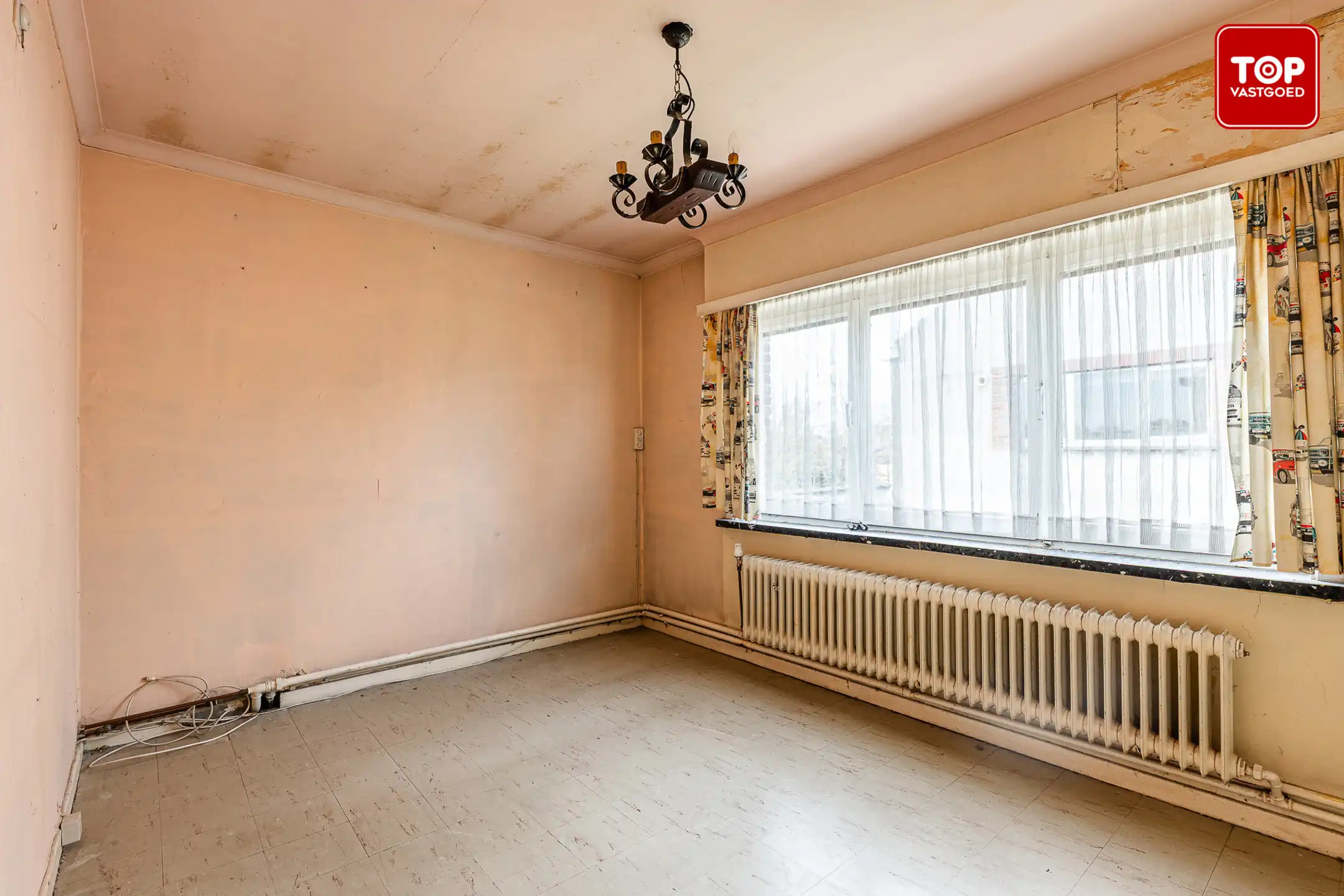 HOB met 3 slaapkamers en tuin foto 11