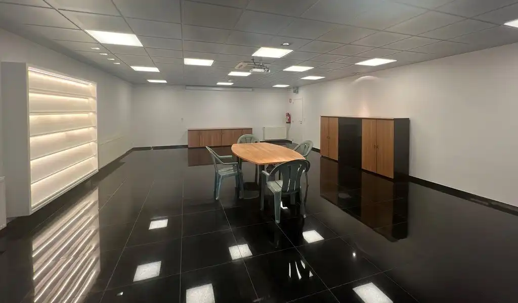 Bedrijfsgebouw met villa te huur langs  E17 in  Kruisem foto 18